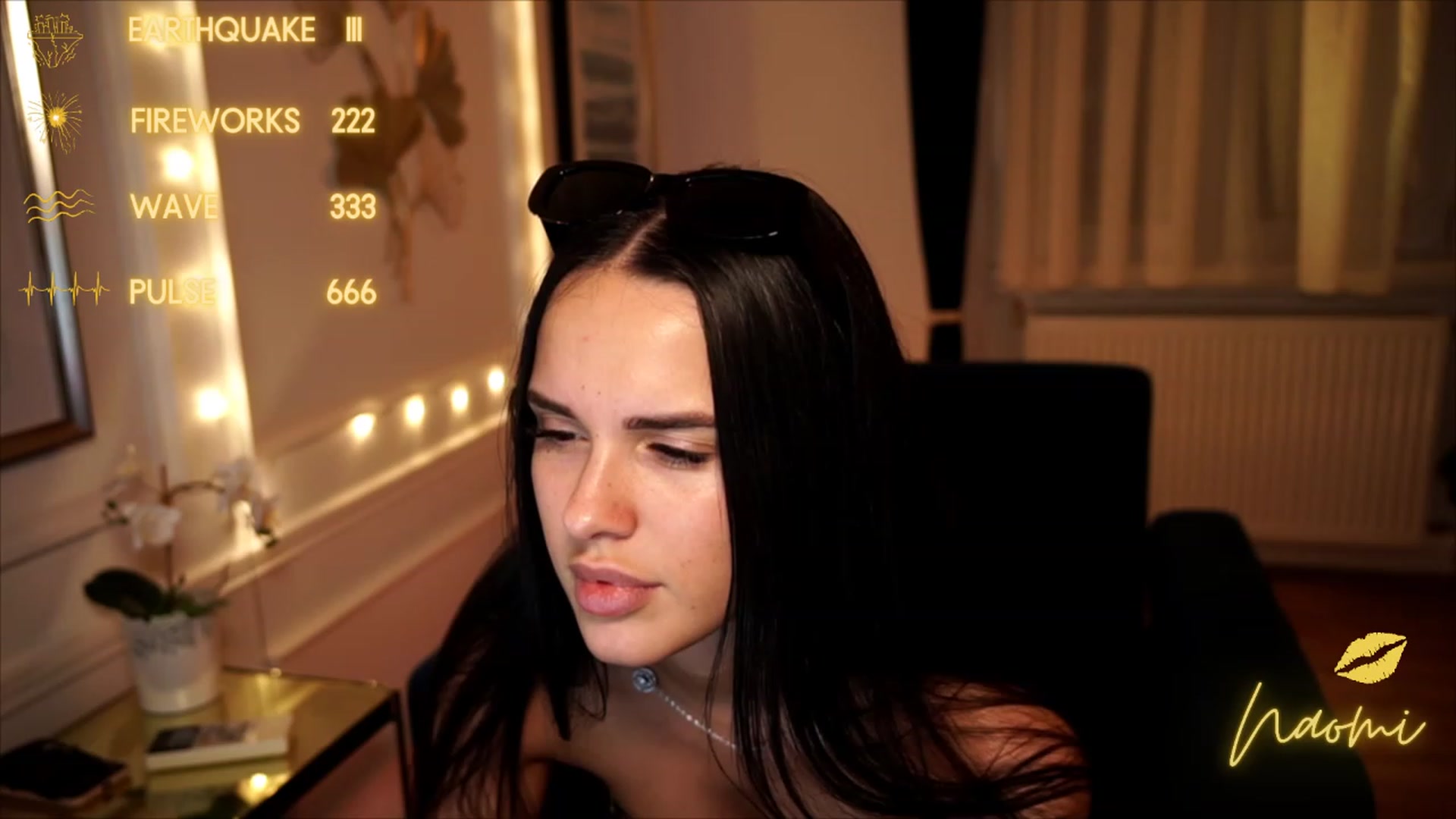Gallery image thumbnail from cinnabellee's myfreecams stream on, 07/24/2023, 21:45 image 19 of 20