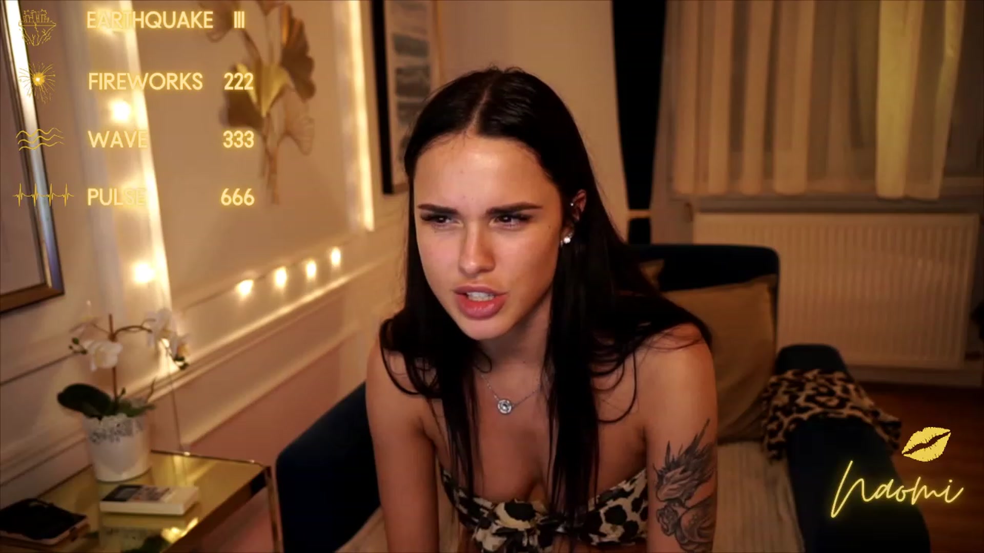 Gallery image thumbnail from cinnabellee's myfreecams stream on, 07/24/2023, 21:45 image 12 of 20