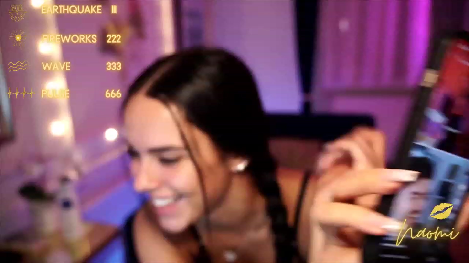 Gallery image thumbnail from cinnabellee's myfreecams stream on, 07/25/2023, 19:15 image 17 of 20