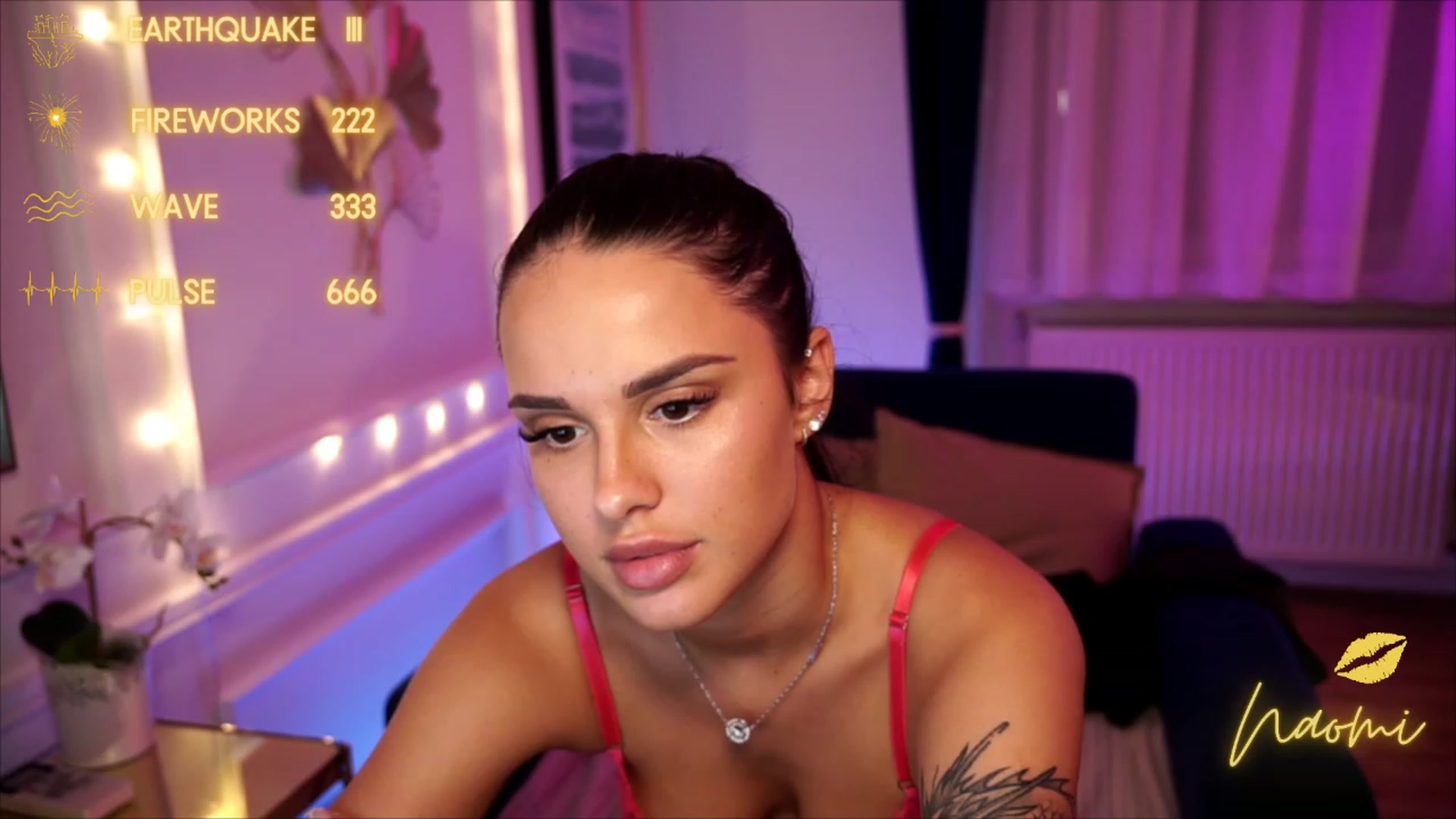 Gallery image thumbnail from cinnabellee's myfreecams stream on, 07/28/2023, 18:37 image 17 of 20