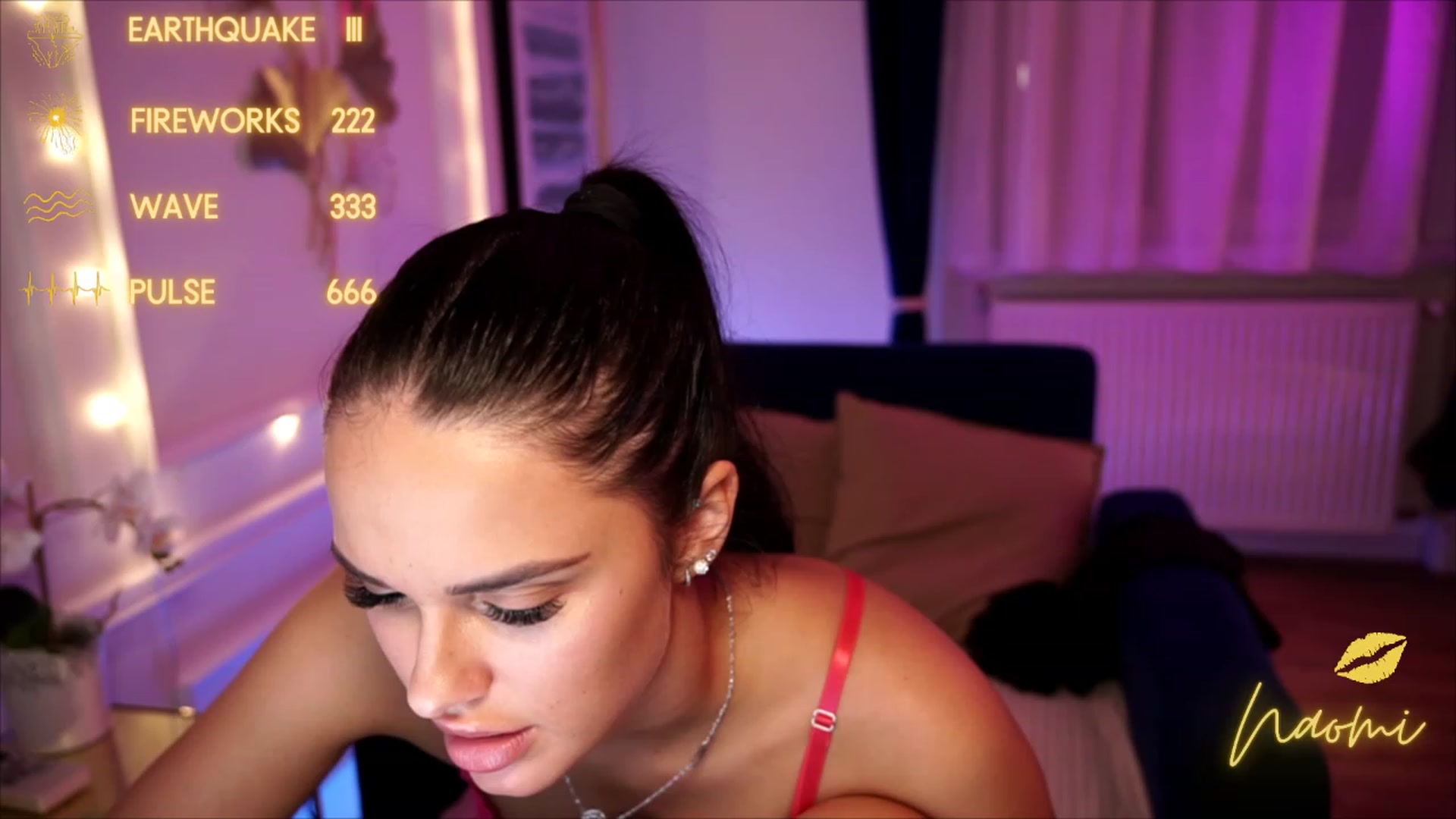 Gallery image thumbnail from cinnabellee's myfreecams stream on, 07/28/2023, 21:28 image 5 of 20