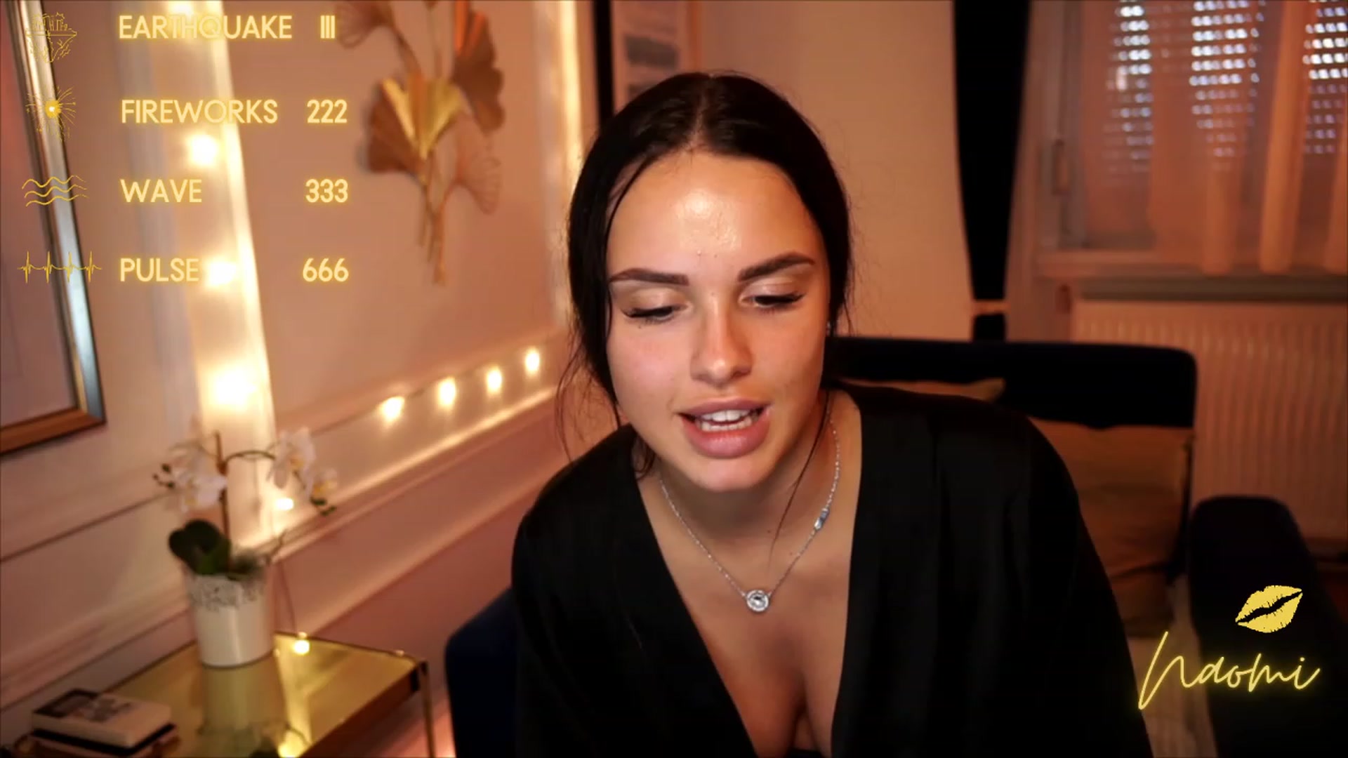 Gallery image thumbnail from cinnabellee's myfreecams stream on, 08/06/2023, 17:46 image 3 of 20