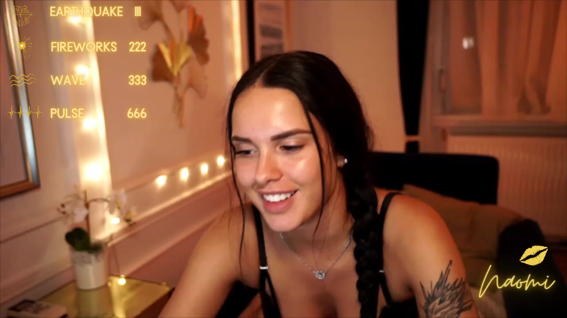 Gallery image thumbnail from cinnabellee's myfreecams stream on, 08/06/2023, 20:39 image 19 of 20