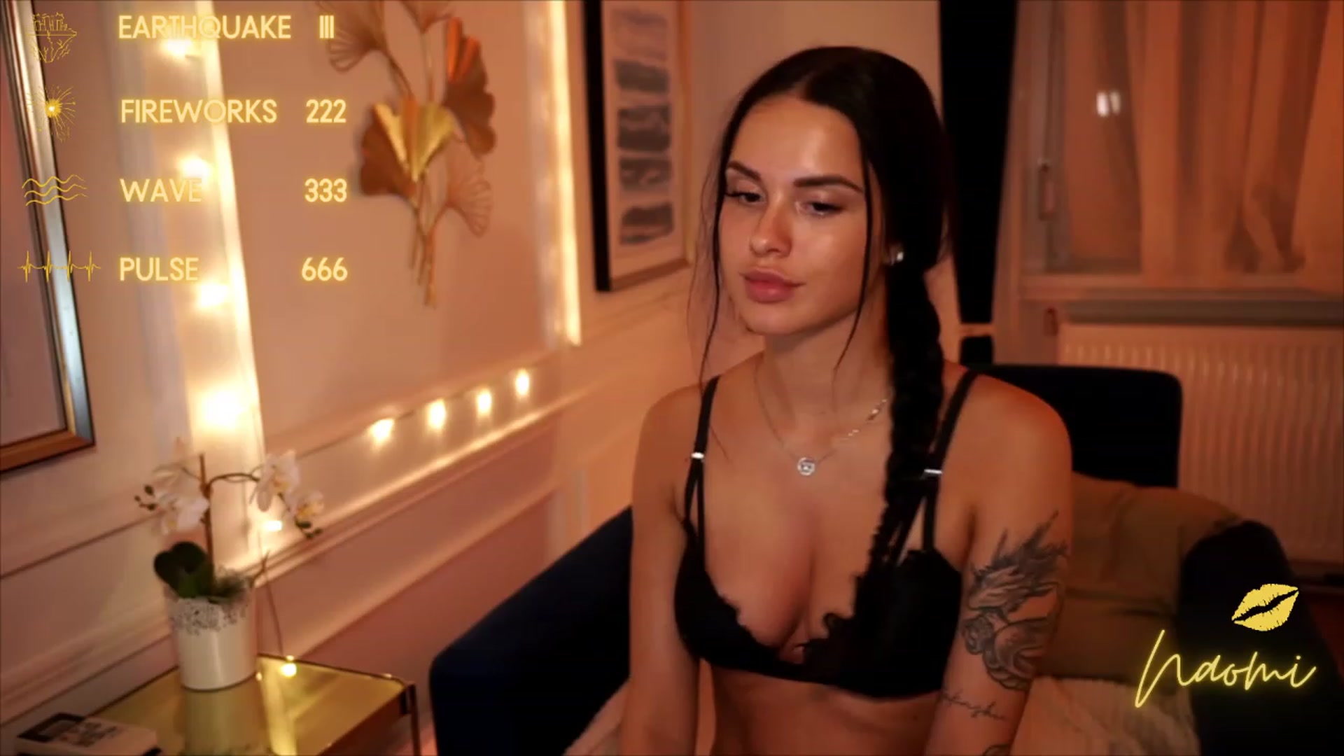 Gallery image thumbnail from cinnabellee's myfreecams stream on, 08/06/2023, 20:39 image 18 of 20