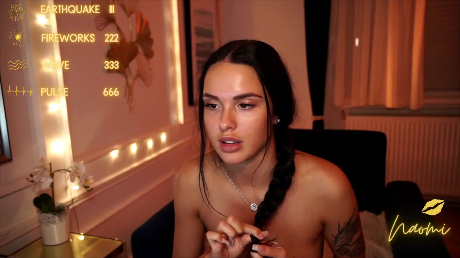 Gallery image thumbnail from cinnabellee's myfreecams stream on, 08/06/2023, 21:46 image 17 of 20