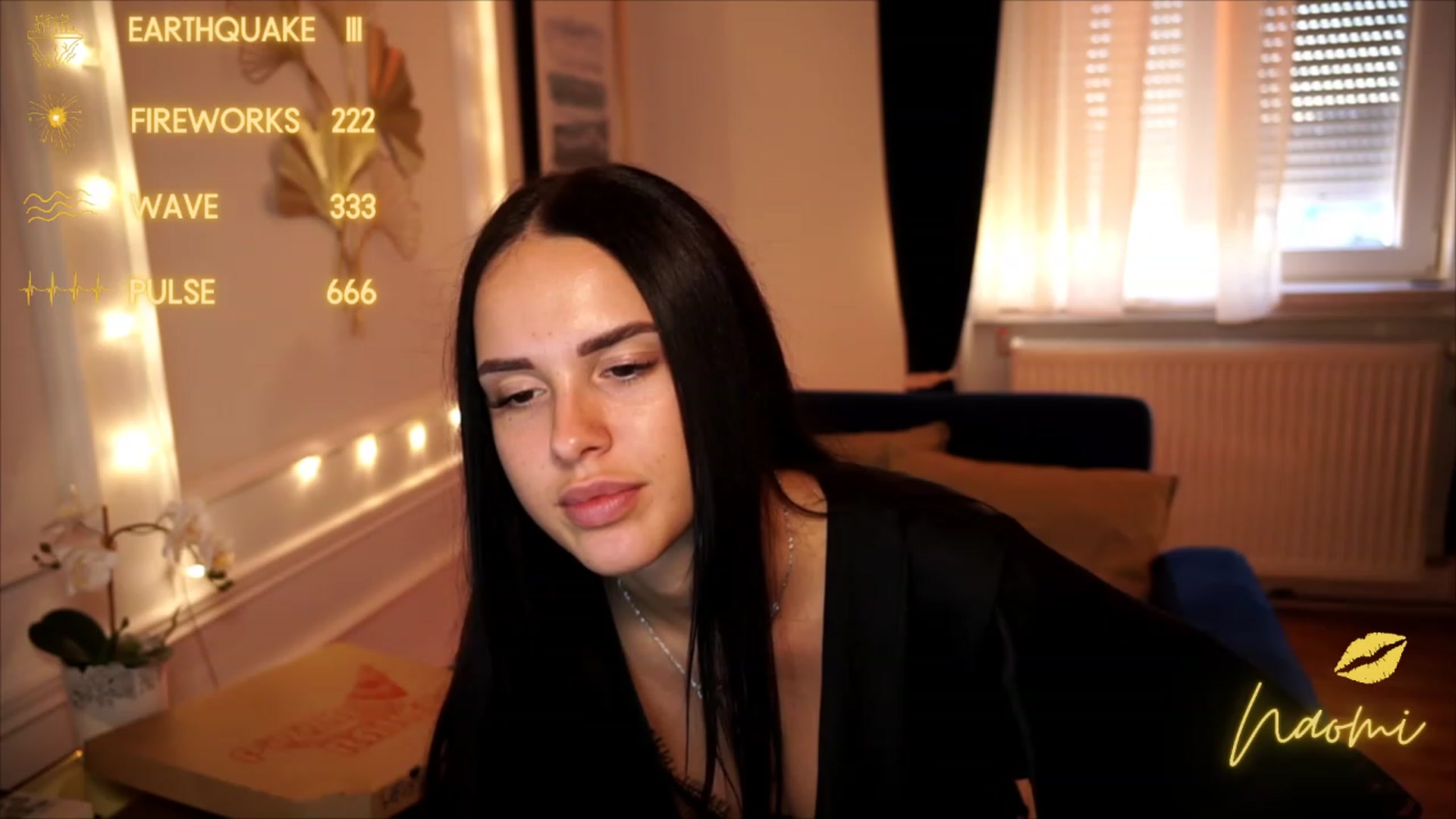 Gallery image thumbnail from cinnabellee's myfreecams stream on, 08/11/2023, 18:01 image 17 of 20