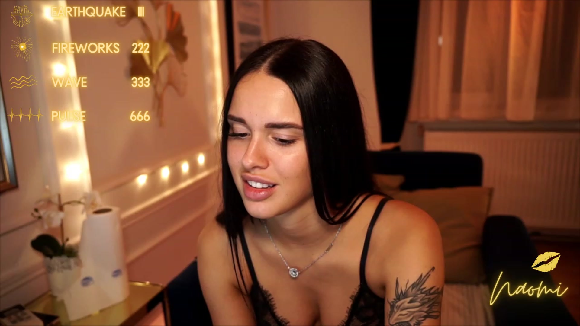 Gallery image thumbnail from cinnabellee's myfreecams stream on, 08/11/2023, 20:05 image 10 of 20