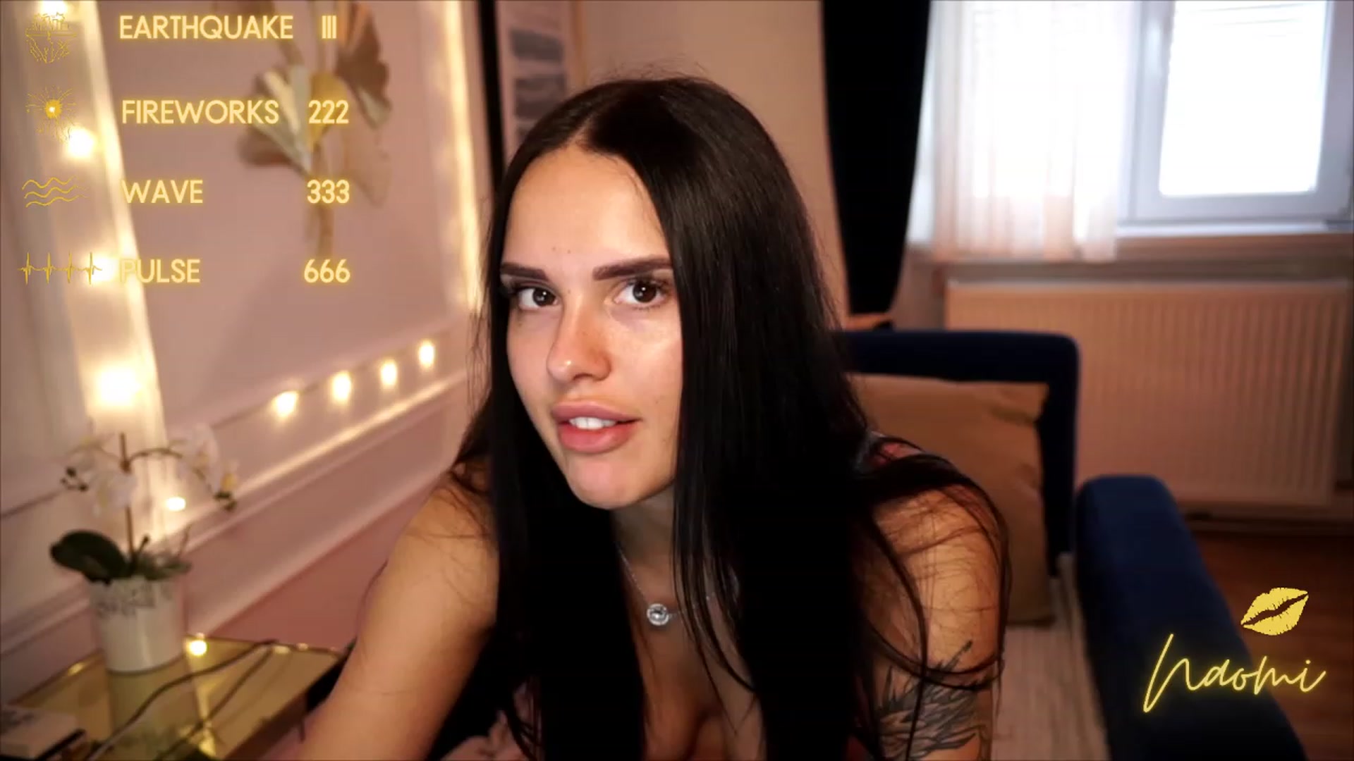 Gallery image thumbnail from cinnabellee's myfreecams stream on, 08/12/2023, 12:39 image 8 of 20