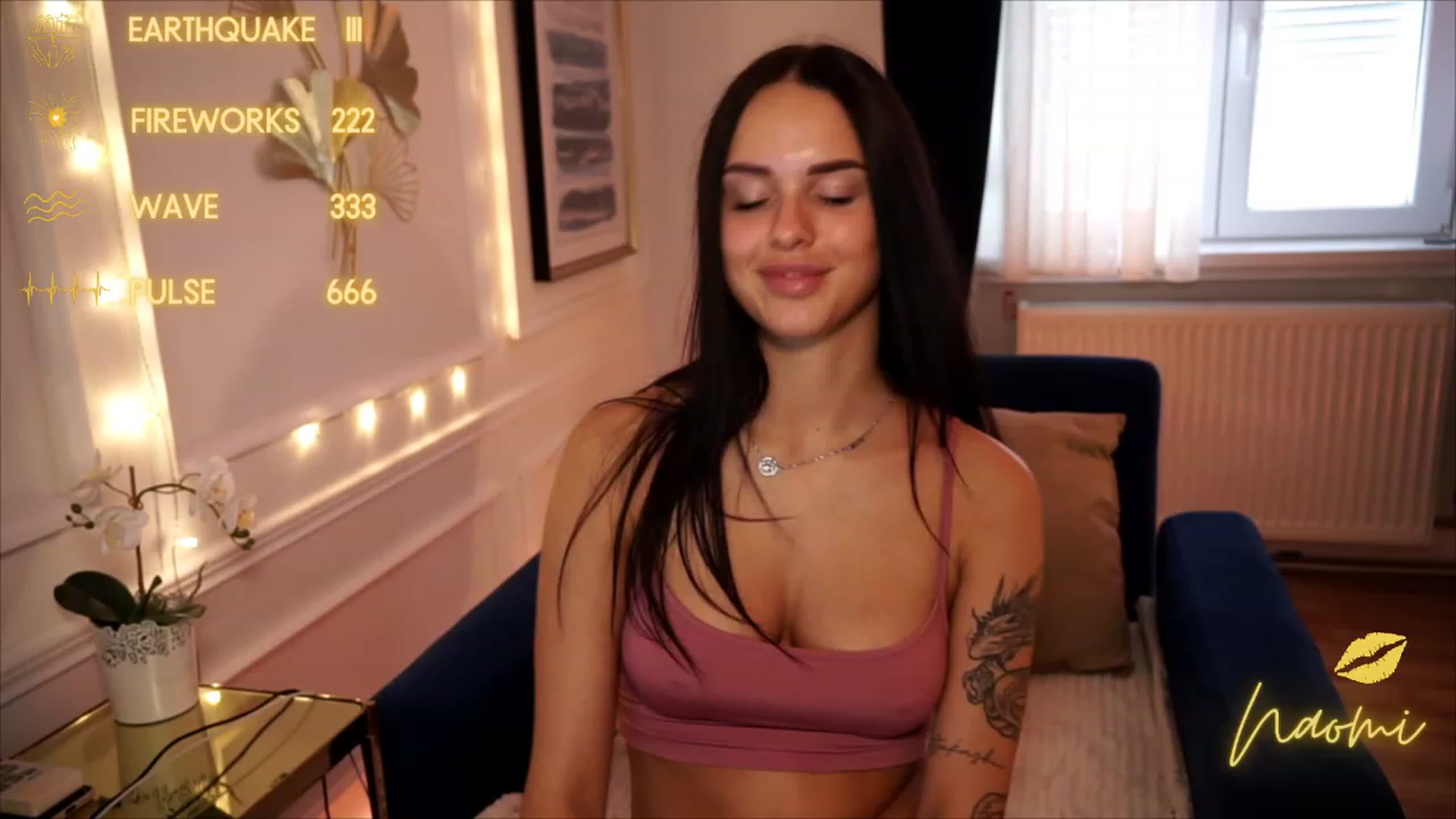 Gallery image thumbnail from cinnabellee's myfreecams stream on, 08/12/2023, 12:39 image 13 of 20