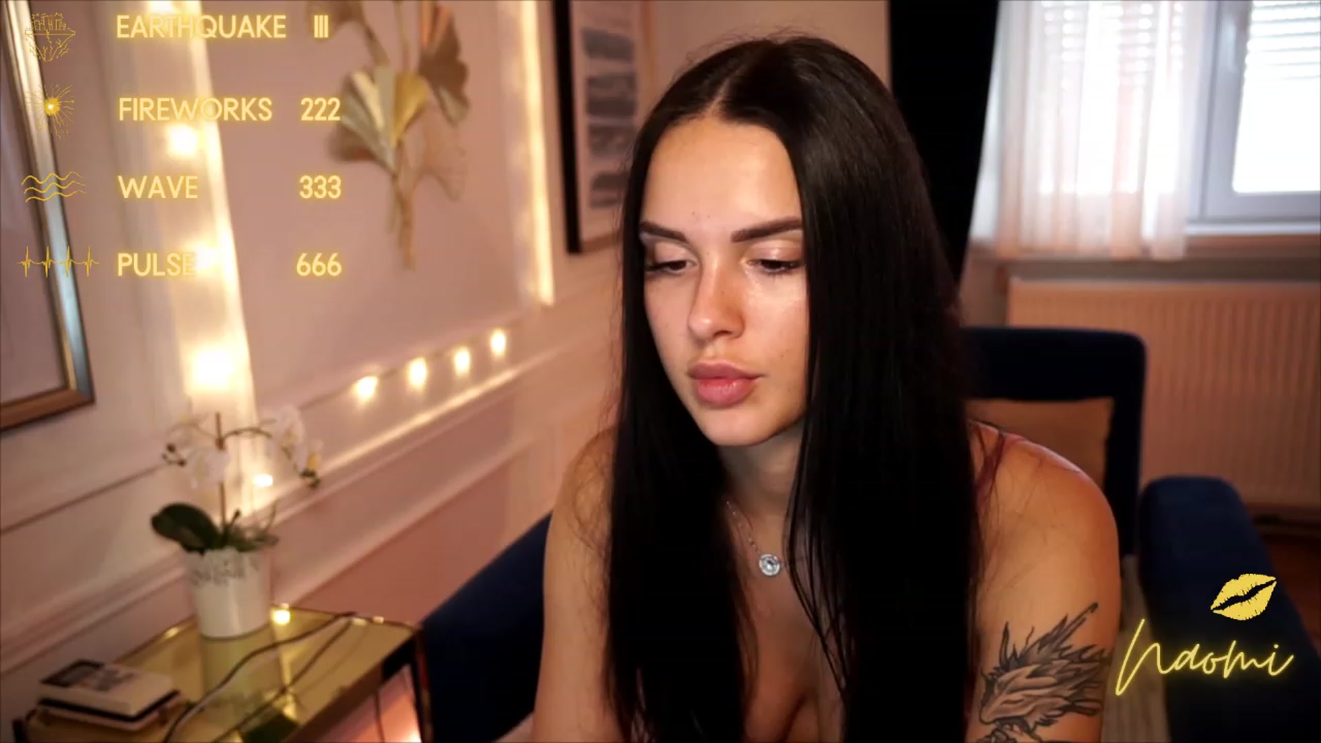 Gallery image thumbnail from cinnabellee's myfreecams stream on, 08/12/2023, 14:42 image 18 of 20