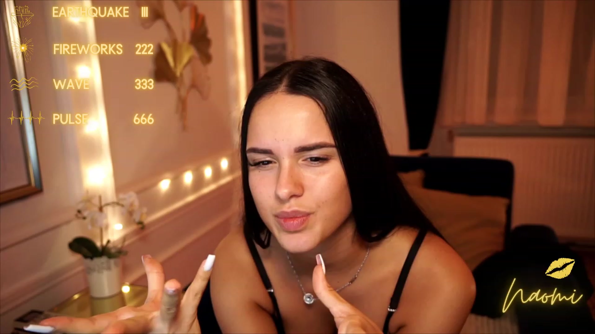 Gallery image thumbnail from cinnabellee's myfreecams stream on, 08/13/2023, 18:11 image 12 of 20