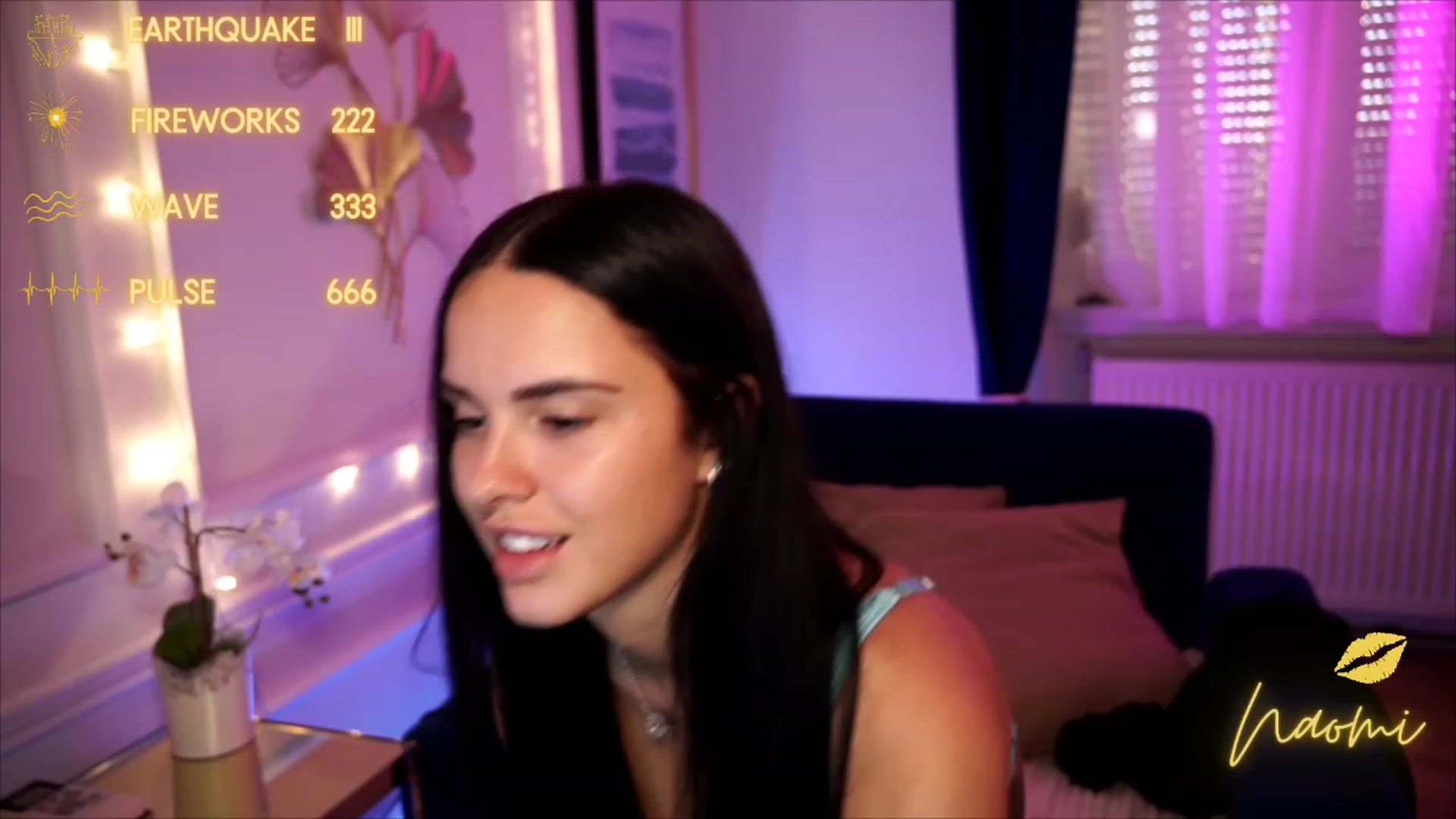 Gallery image thumbnail from cinnabellee's myfreecams stream on, 08/14/2023, 18:34 image 3 of 20