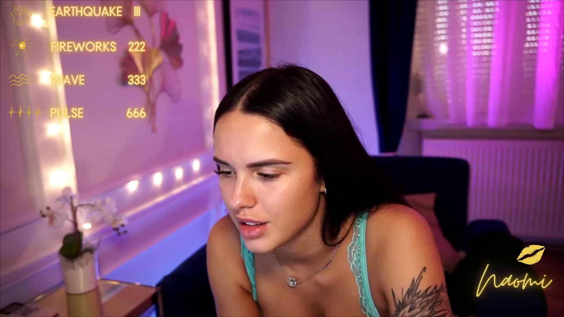 Gallery image thumbnail from cinnabellee's myfreecams stream on, 08/14/2023, 18:34 image 5 of 20