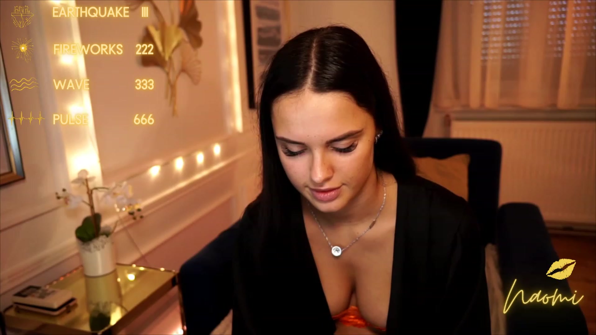 Gallery image thumbnail from cinnabellee's myfreecams stream on, 08/15/2023, 17:33 image 11 of 20