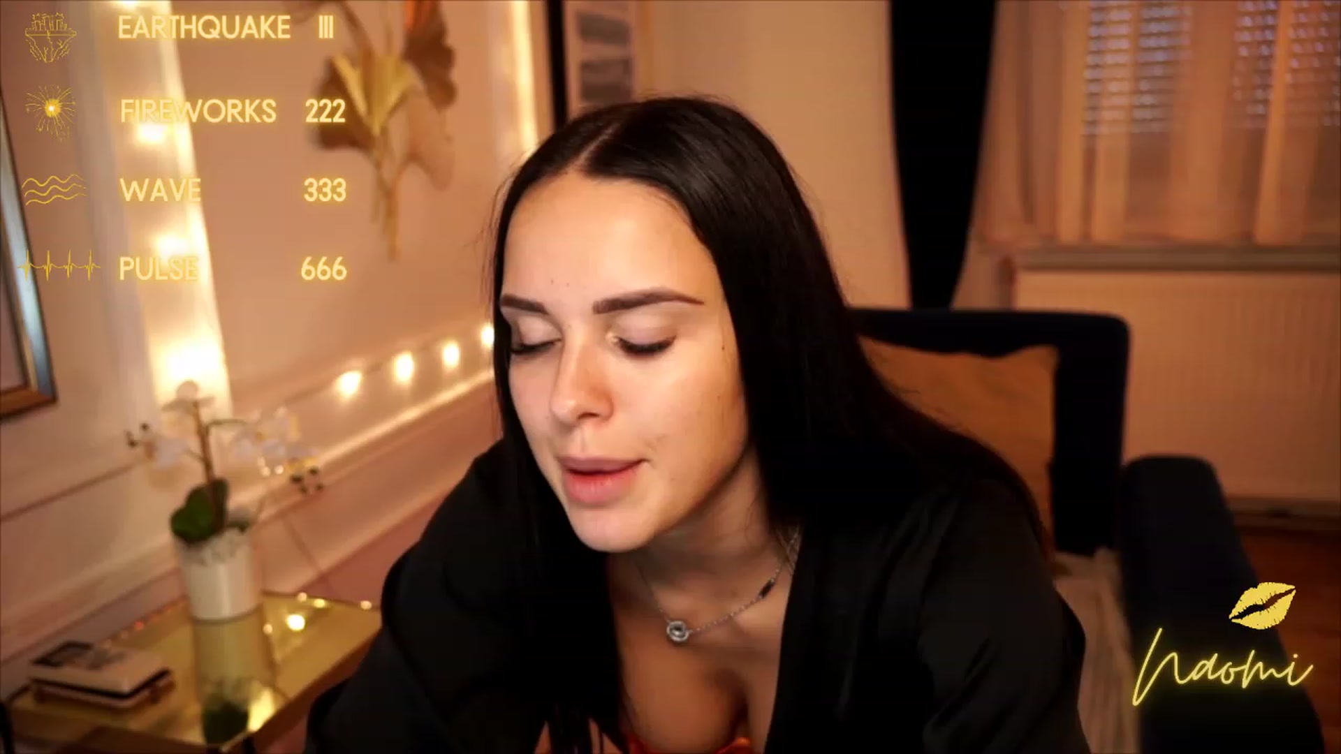 Gallery image thumbnail from cinnabellee's myfreecams stream on, 08/15/2023, 17:33 image 9 of 20