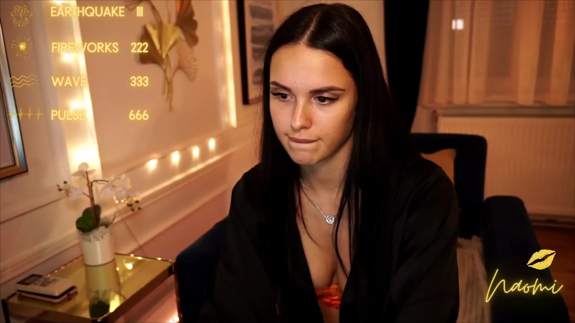 Gallery image thumbnail from cinnabellee's myfreecams stream on, 08/15/2023, 17:33 image 20 of 20