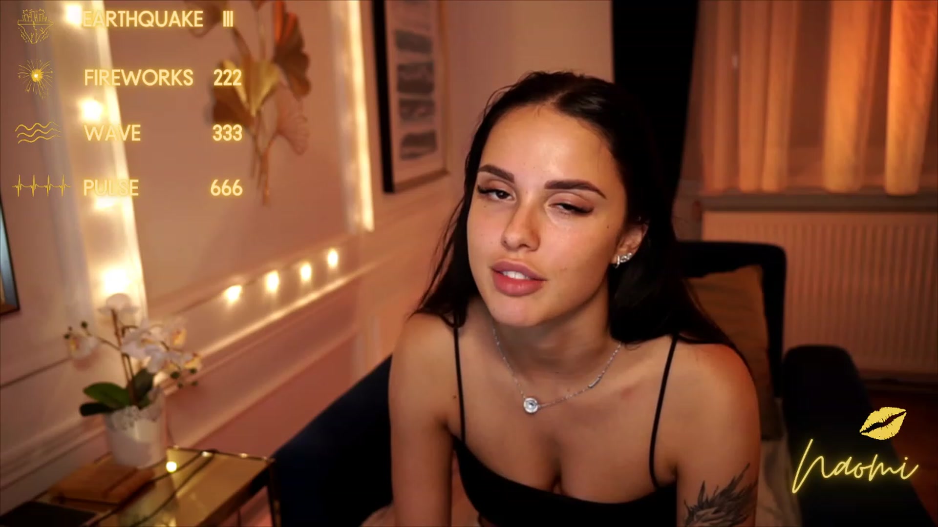 Gallery image thumbnail from cinnabellee's myfreecams stream on, 08/16/2023, 18:22 image 16 of 20