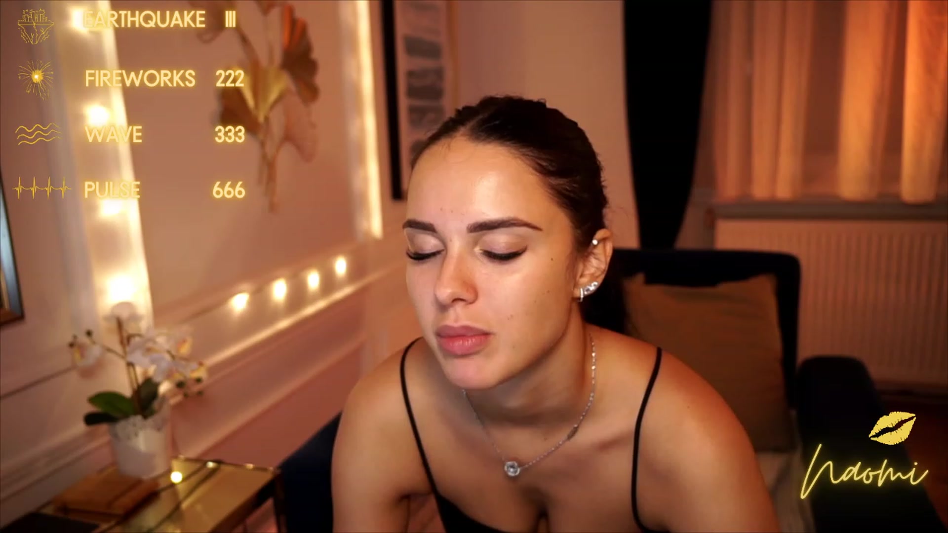 Gallery image thumbnail from cinnabellee's myfreecams stream on, 08/16/2023, 18:22 image 4 of 20