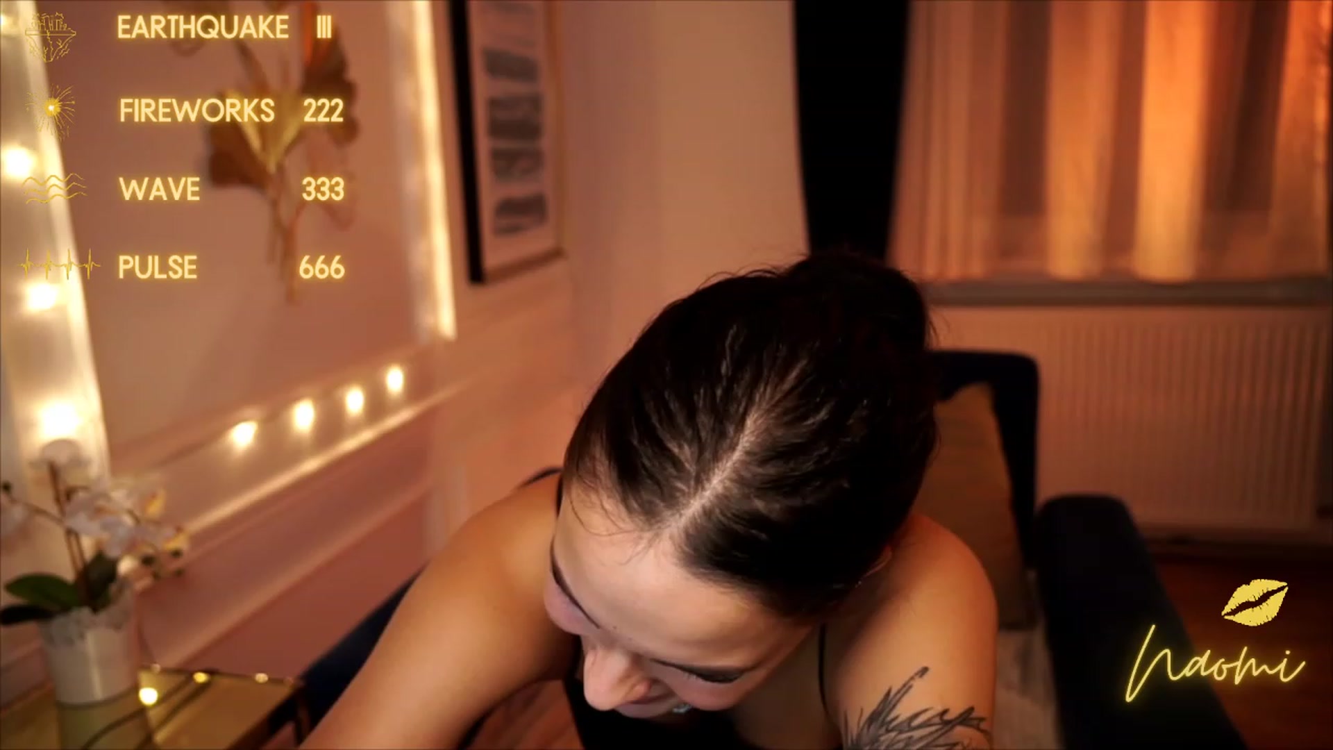Gallery image thumbnail from cinnabellee's myfreecams stream on, 08/16/2023, 19:48 image 13 of 20
