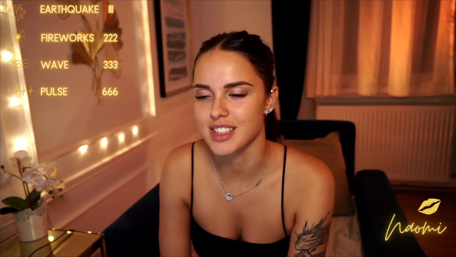 Gallery image thumbnail from cinnabellee's myfreecams stream on, 08/16/2023, 19:48 image 14 of 20