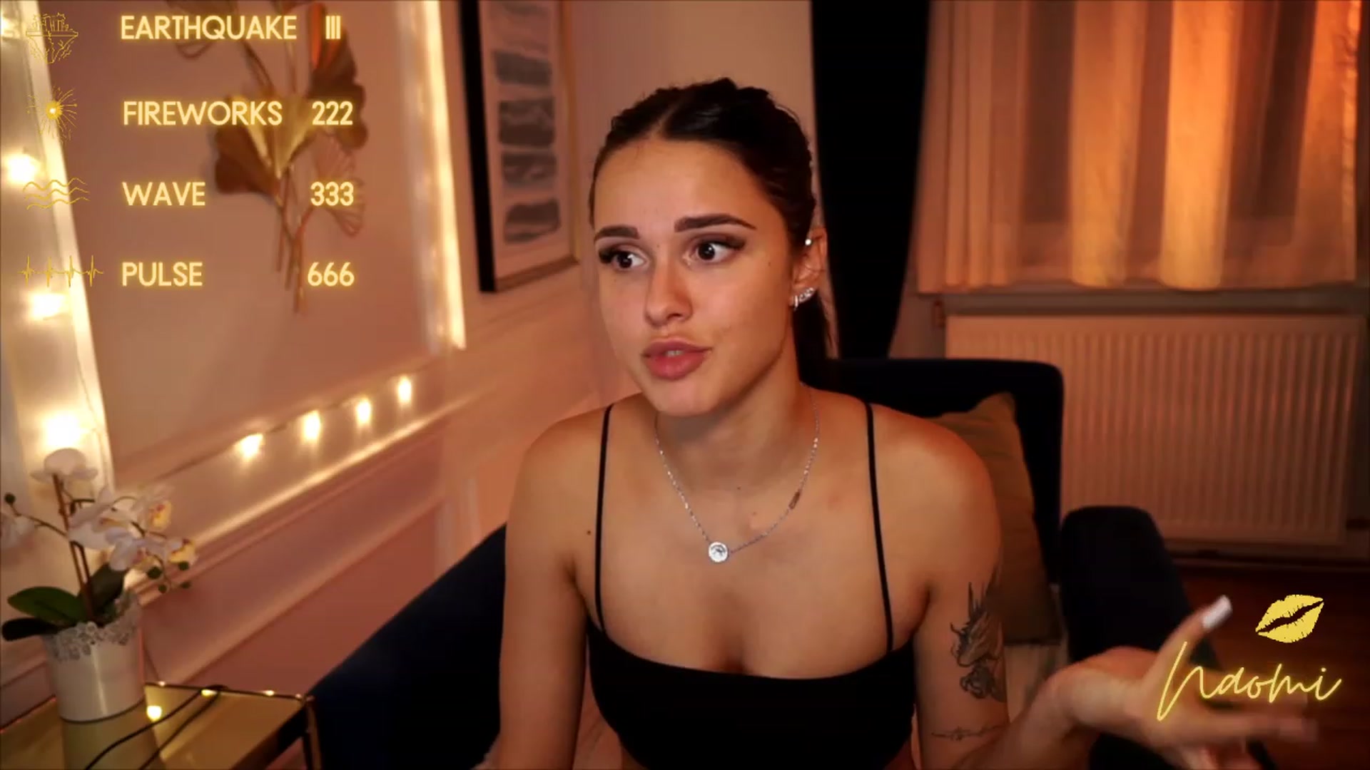 Gallery image thumbnail from cinnabellee's myfreecams stream on, 08/16/2023, 21:37 image 9 of 20