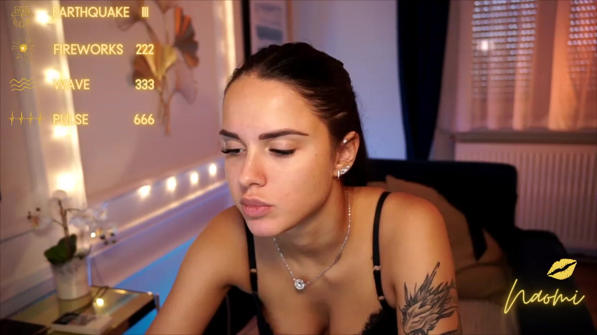 Gallery image thumbnail from cinnabellee's myfreecams stream on, 08/19/2023, 07:00 image 6 of 20