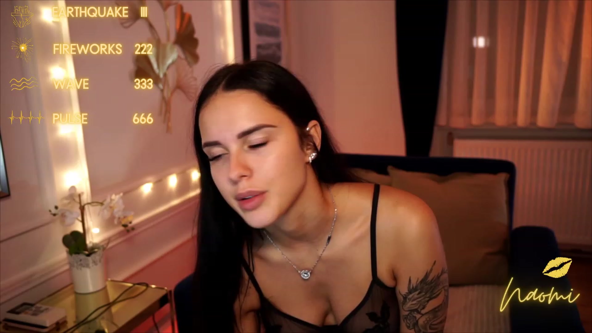 Gallery image thumbnail from cinnabellee's myfreecams stream on, 08/21/2023, 18:35 image 20 of 20