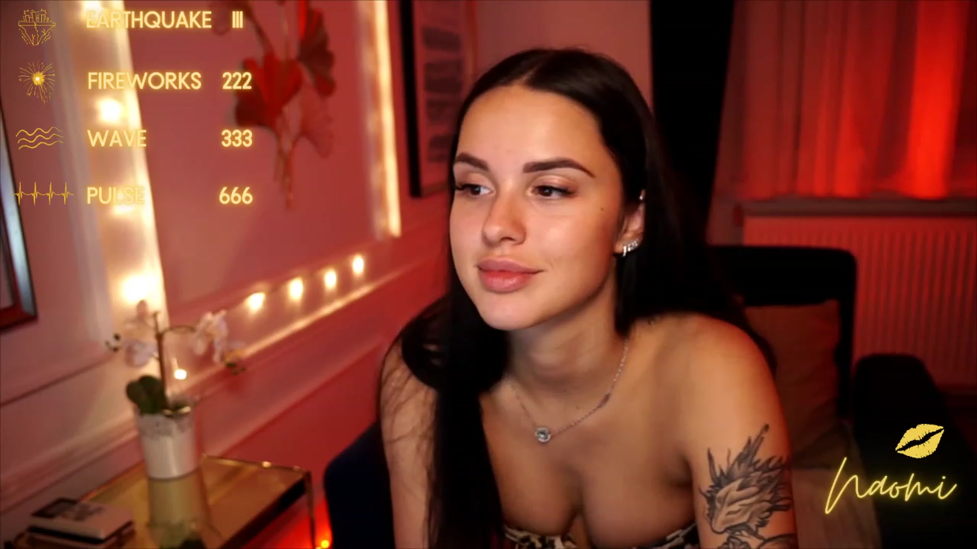 Gallery image thumbnail from cinnabellee's myfreecams stream on, 08/22/2023, 21:29 image 18 of 20