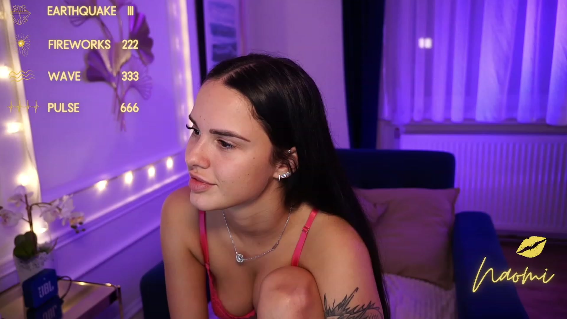 Gallery image thumbnail from cinnabellee's myfreecams stream on, 08/29/2023, 20:56 image 16 of 20