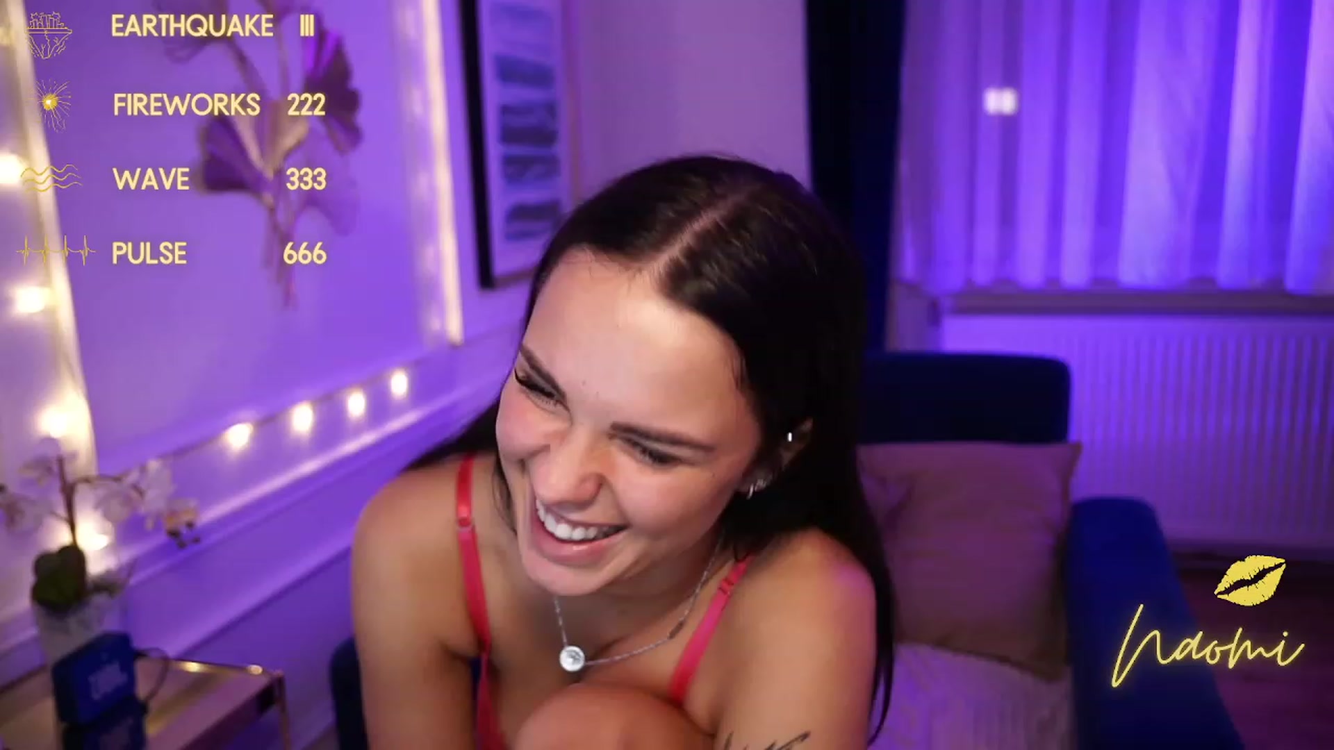 Gallery image thumbnail from cinnabellee's myfreecams stream on, 08/29/2023, 20:56 image 17 of 20