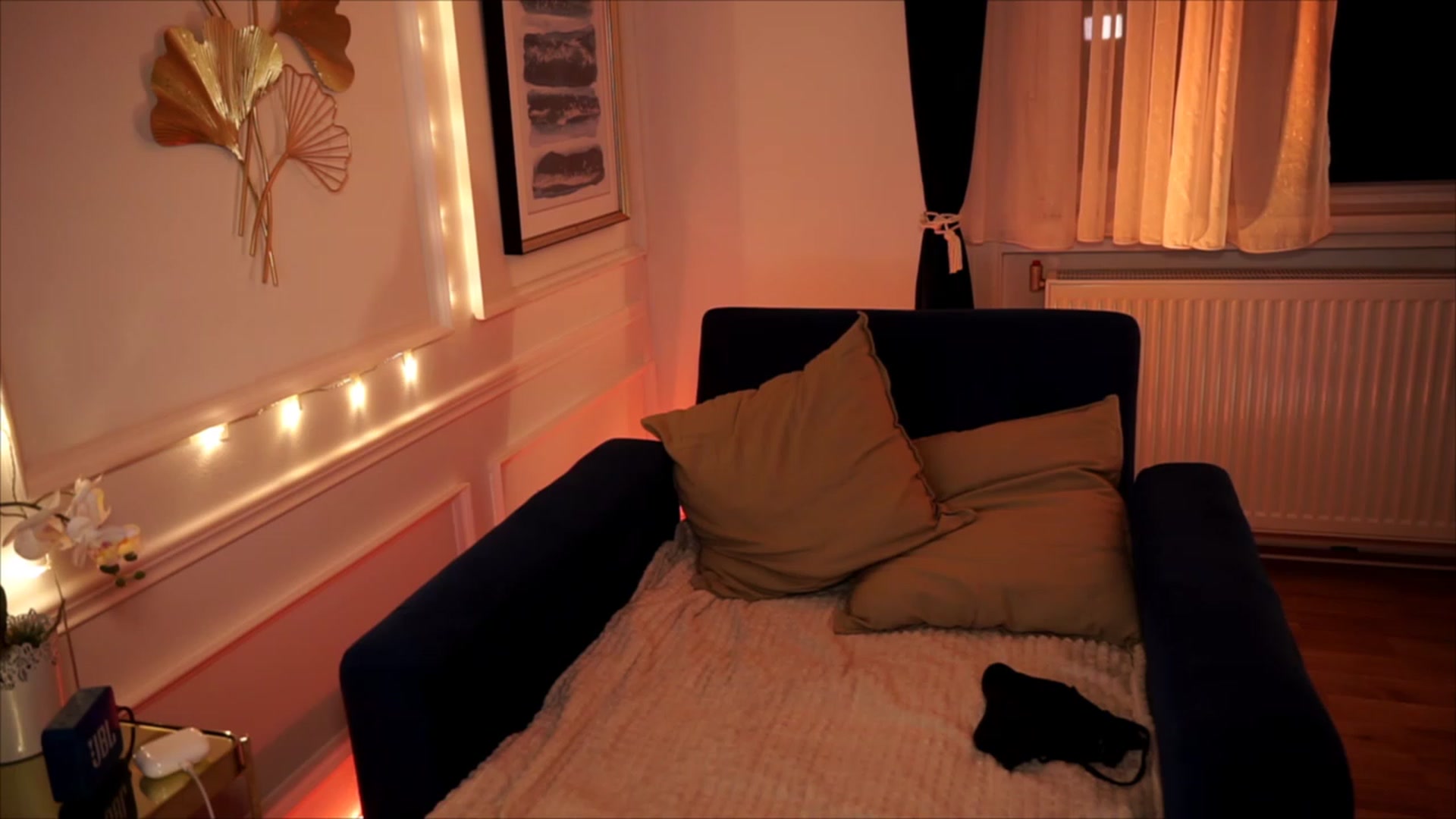Gallery image thumbnail from cinnabellee's myfreecams stream on, 09/01/2023, 01:48 image 13 of 20