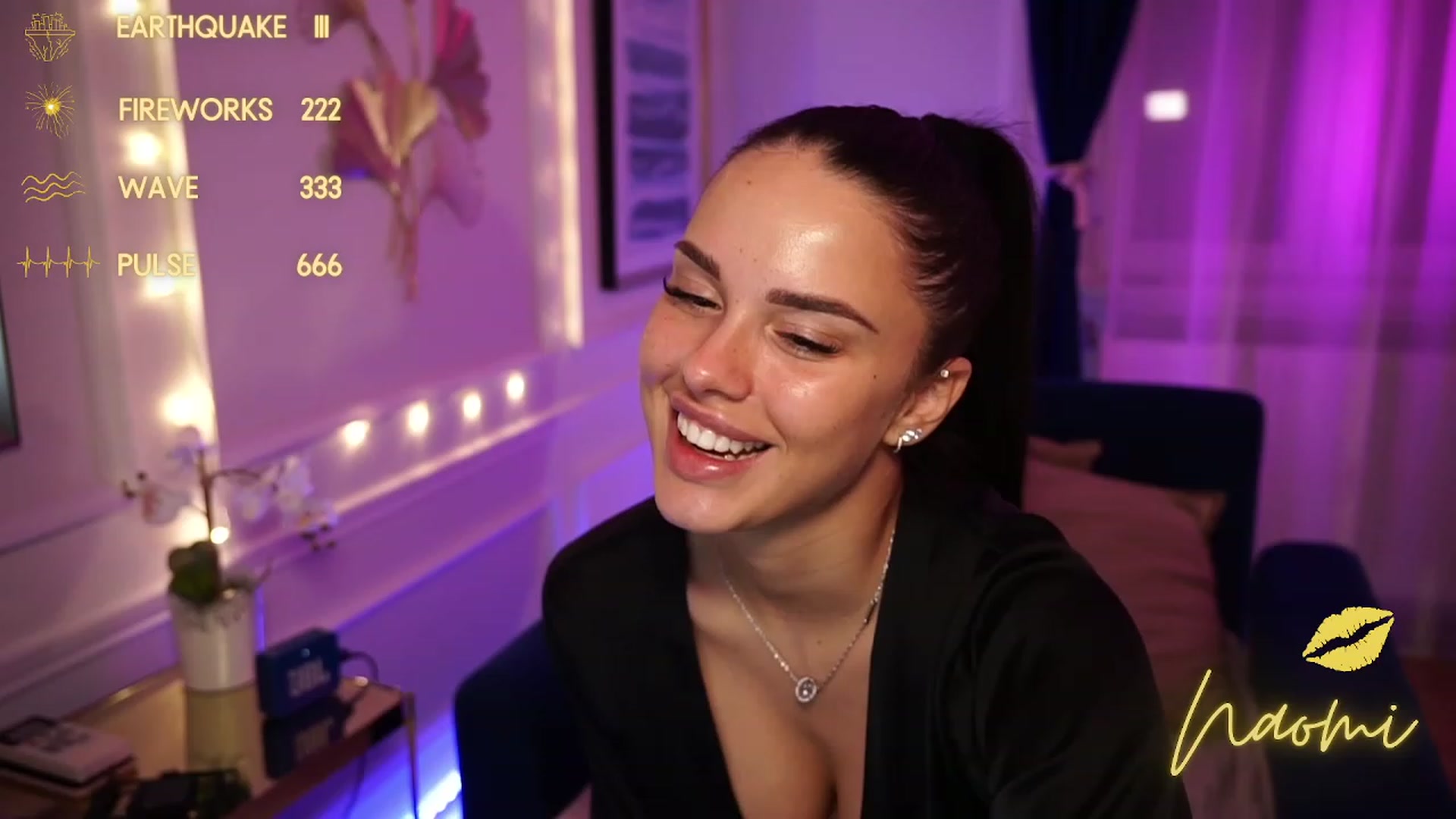 Gallery image thumbnail from cinnabellee's myfreecams stream on, 09/12/2023, 20:13 image 8 of 20