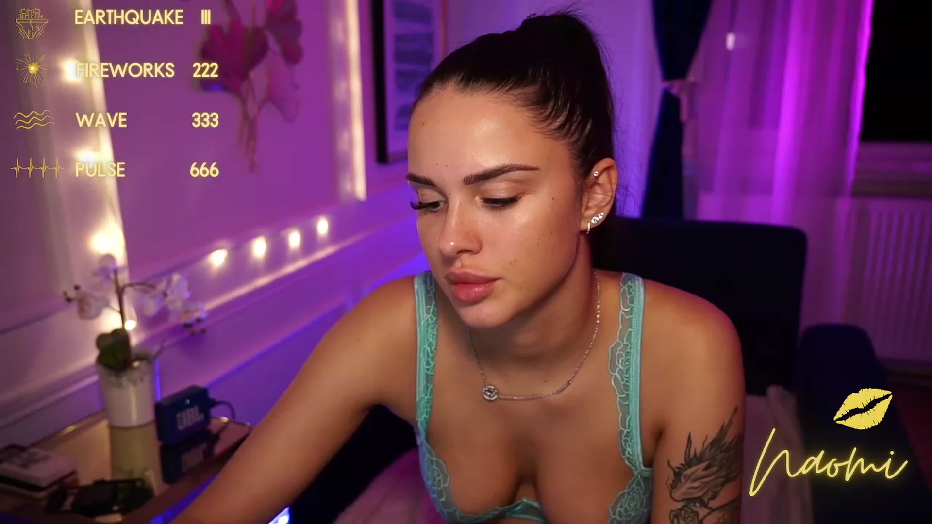 Gallery image thumbnail from cinnabellee's myfreecams stream on, 09/12/2023, 21:13 image 14 of 20
