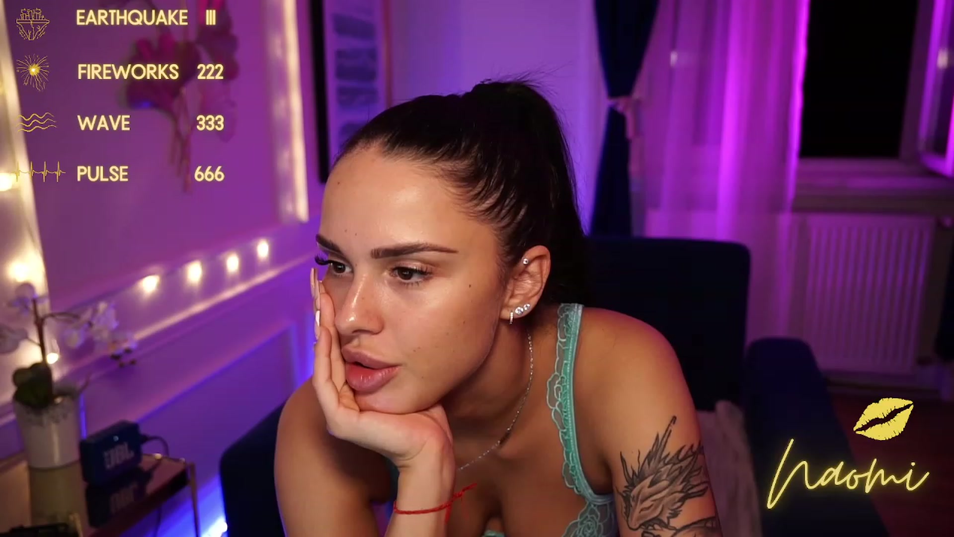 Gallery image thumbnail from cinnabellee's myfreecams stream on, 09/12/2023, 21:13 image 10 of 20