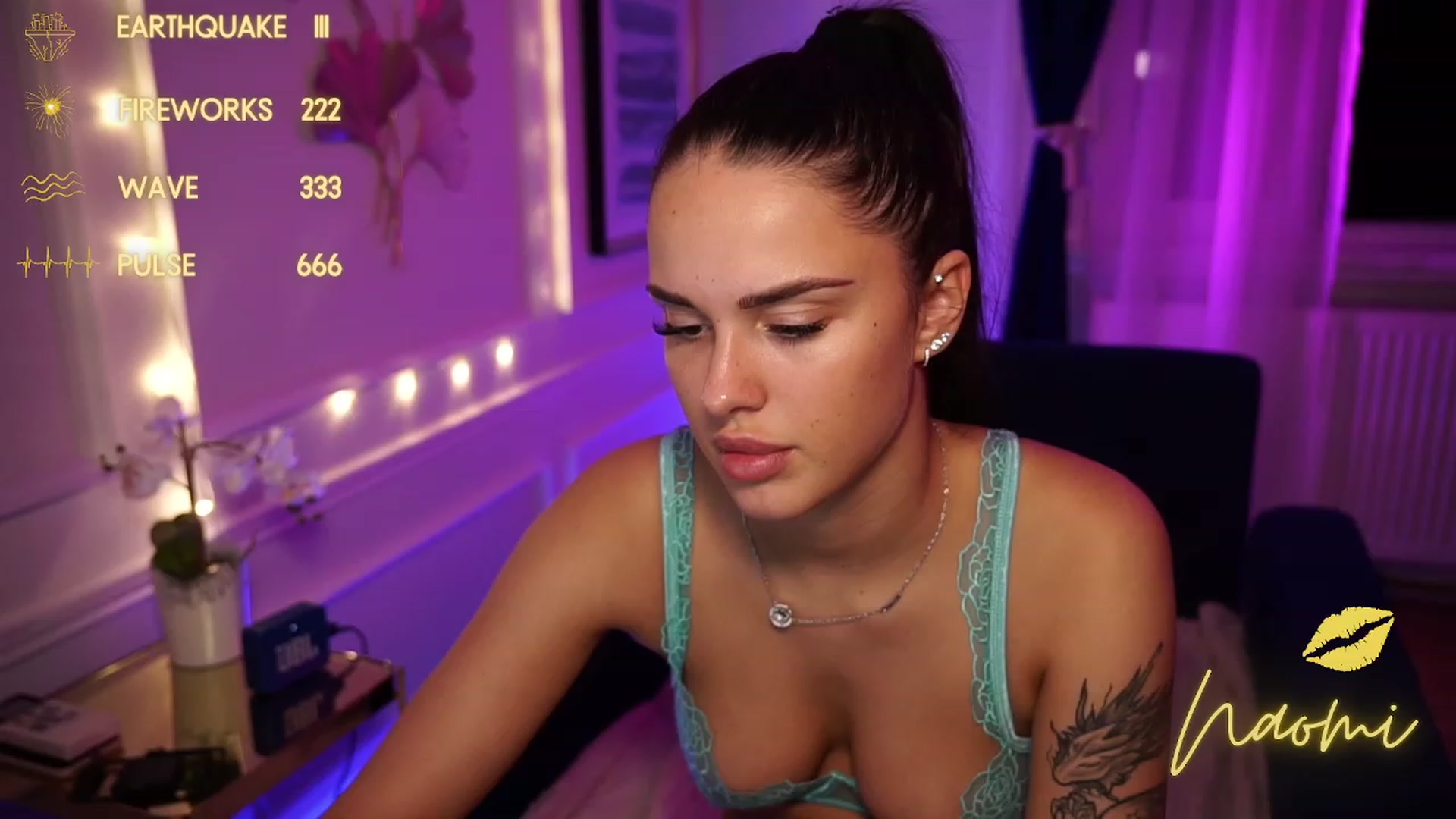 Gallery image thumbnail from cinnabellee's myfreecams stream on, 09/12/2023, 21:13 image 15 of 20