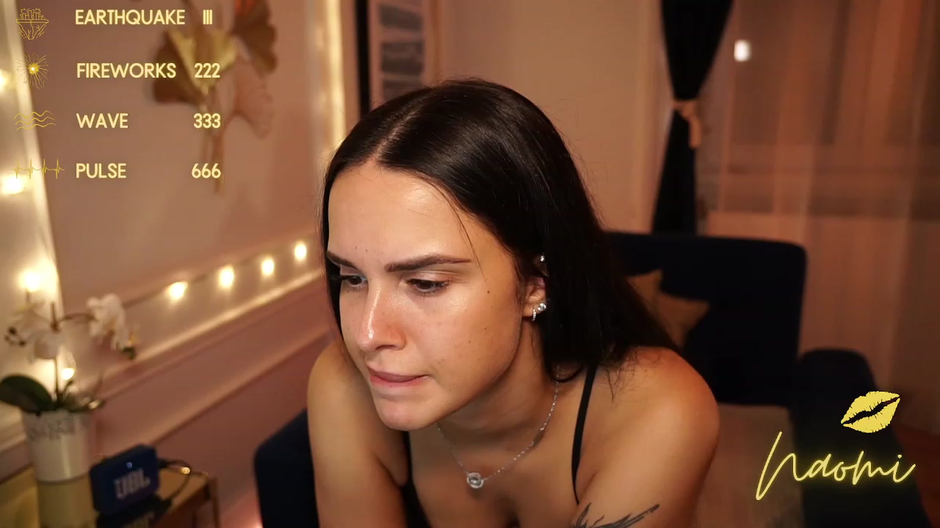 Gallery image thumbnail from cinnabellee's myfreecams stream on, 09/17/2023, 19:11 image 12 of 20