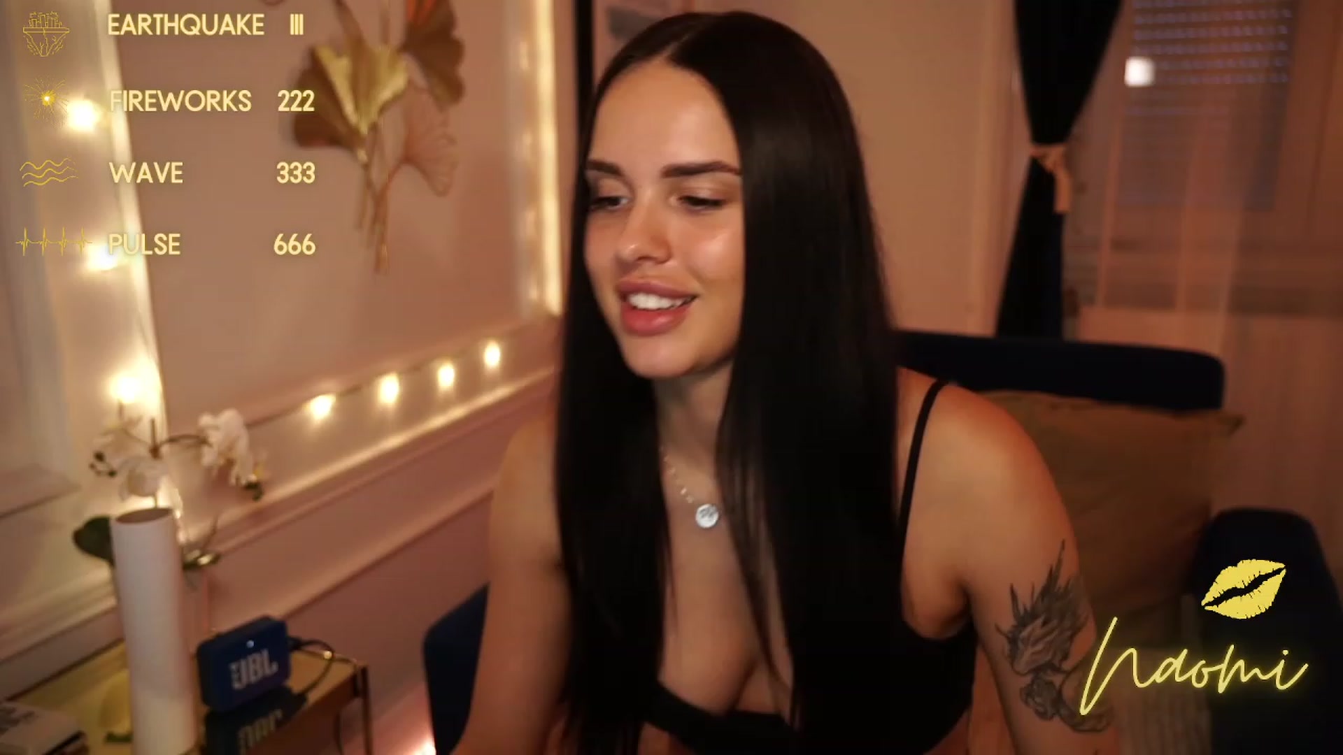 Gallery image thumbnail from cinnabellee's myfreecams stream on, 09/17/2023, 19:11 image 1 of 20