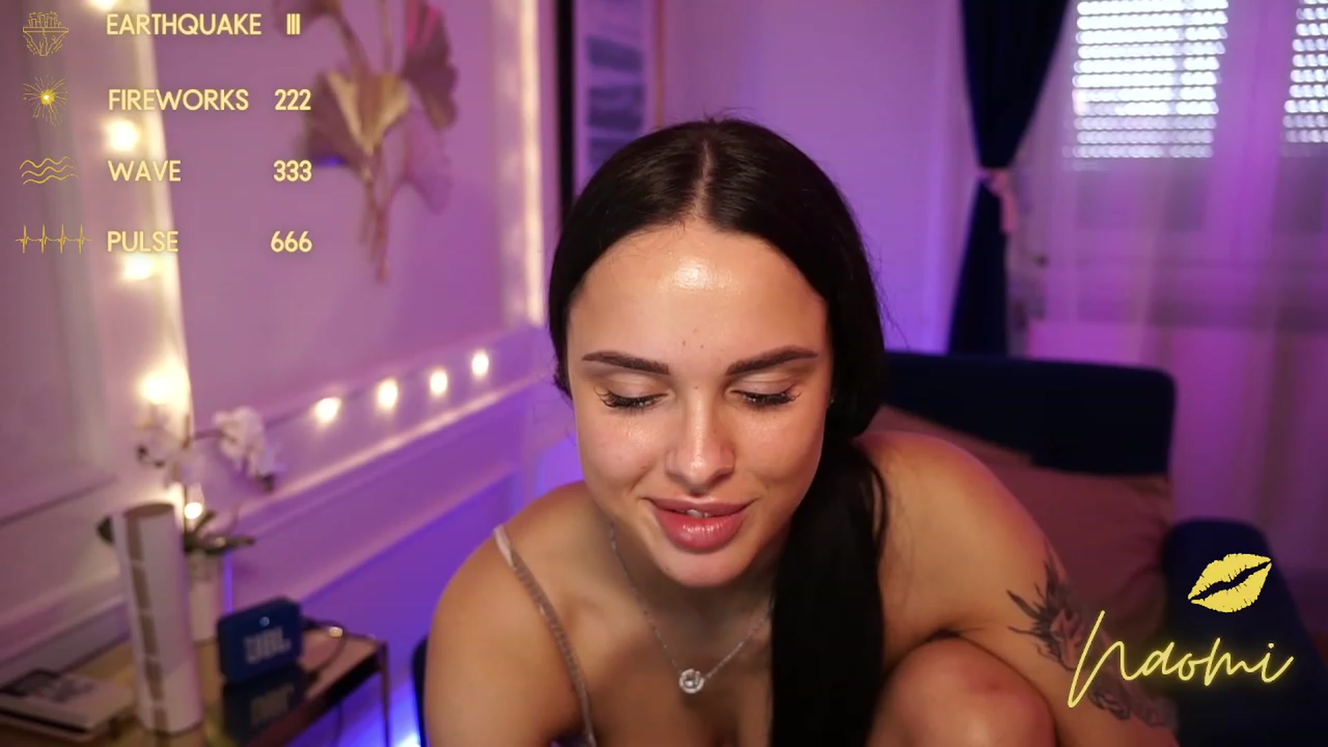 Gallery image thumbnail from cinnabellee's myfreecams stream on, 09/18/2023, 11:14 image 15 of 20