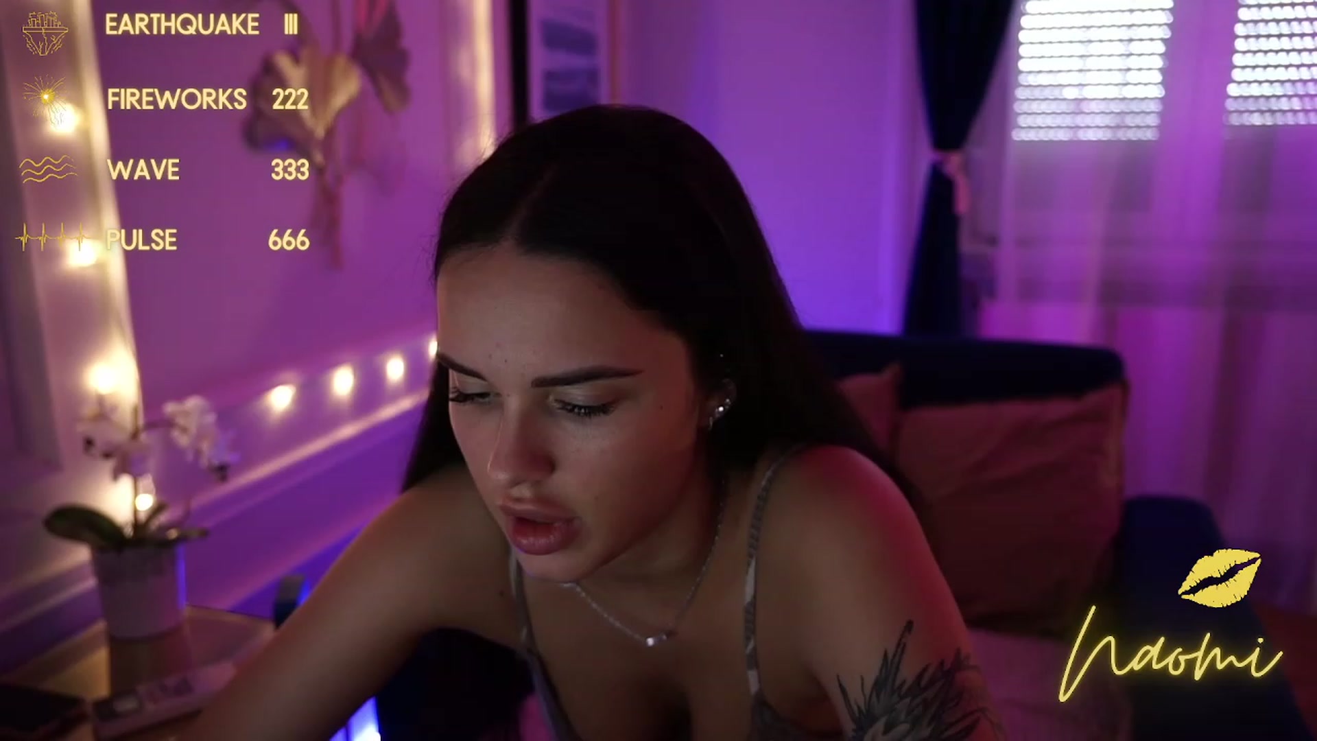 Gallery image thumbnail from cinnabellee's myfreecams stream on, 09/18/2023, 13:59 image 1 of 20