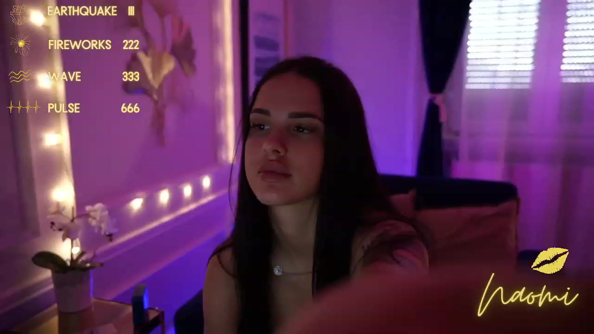 Gallery image thumbnail from cinnabellee's myfreecams stream on, 09/18/2023, 13:59 image 13 of 20
