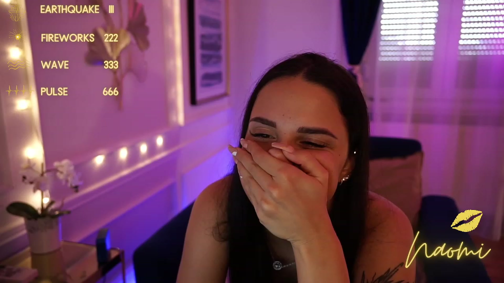 Gallery image thumbnail from cinnabellee's myfreecams stream on, 09/18/2023, 14:40 image 13 of 20
