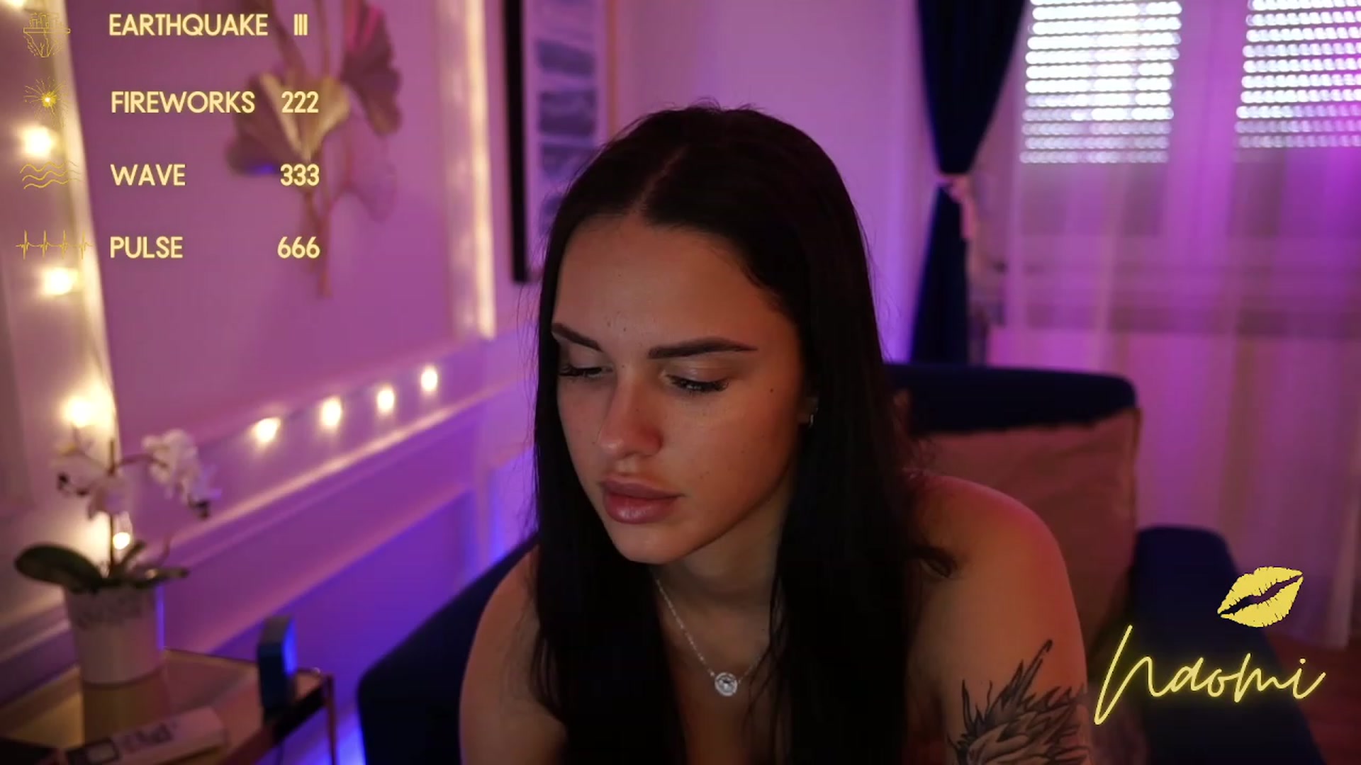Gallery image thumbnail from cinnabellee's myfreecams stream on, 09/18/2023, 14:40 image 6 of 20