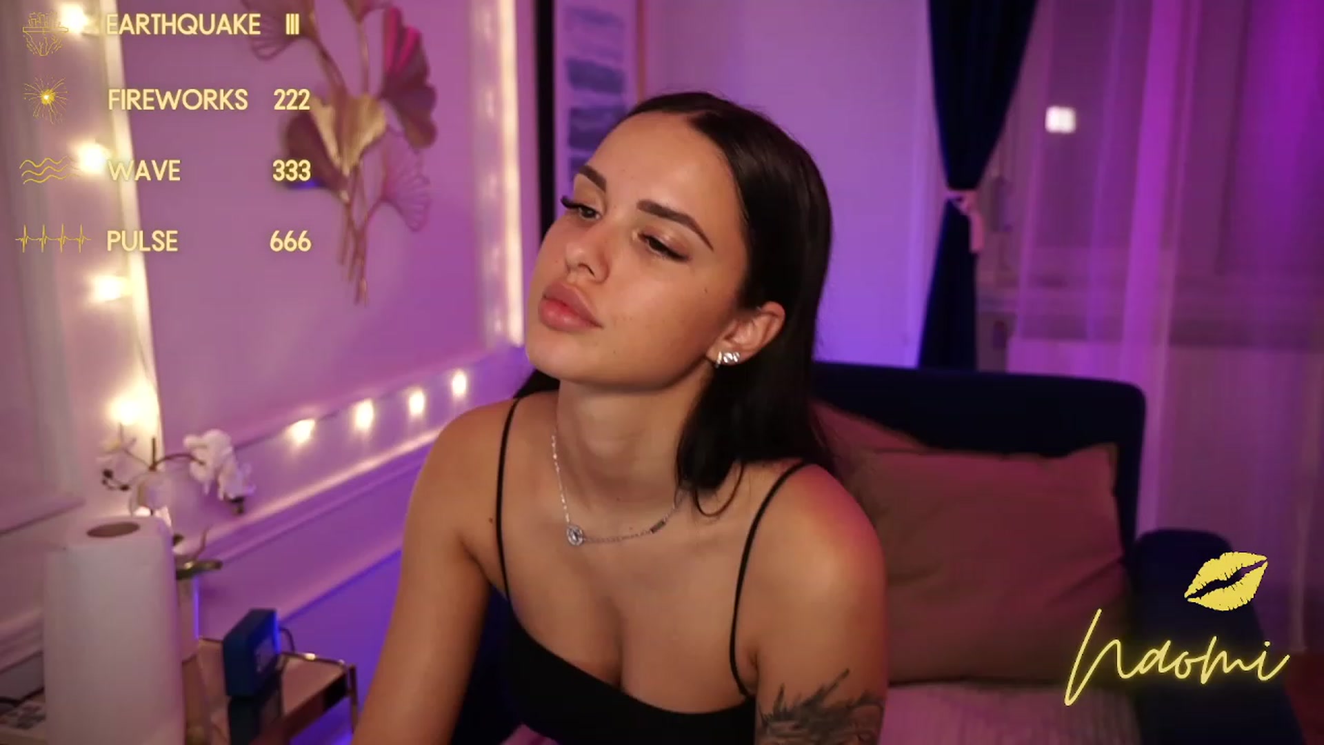 Gallery image thumbnail from cinnabellee's myfreecams stream on, 09/19/2023, 18:36 image 13 of 20