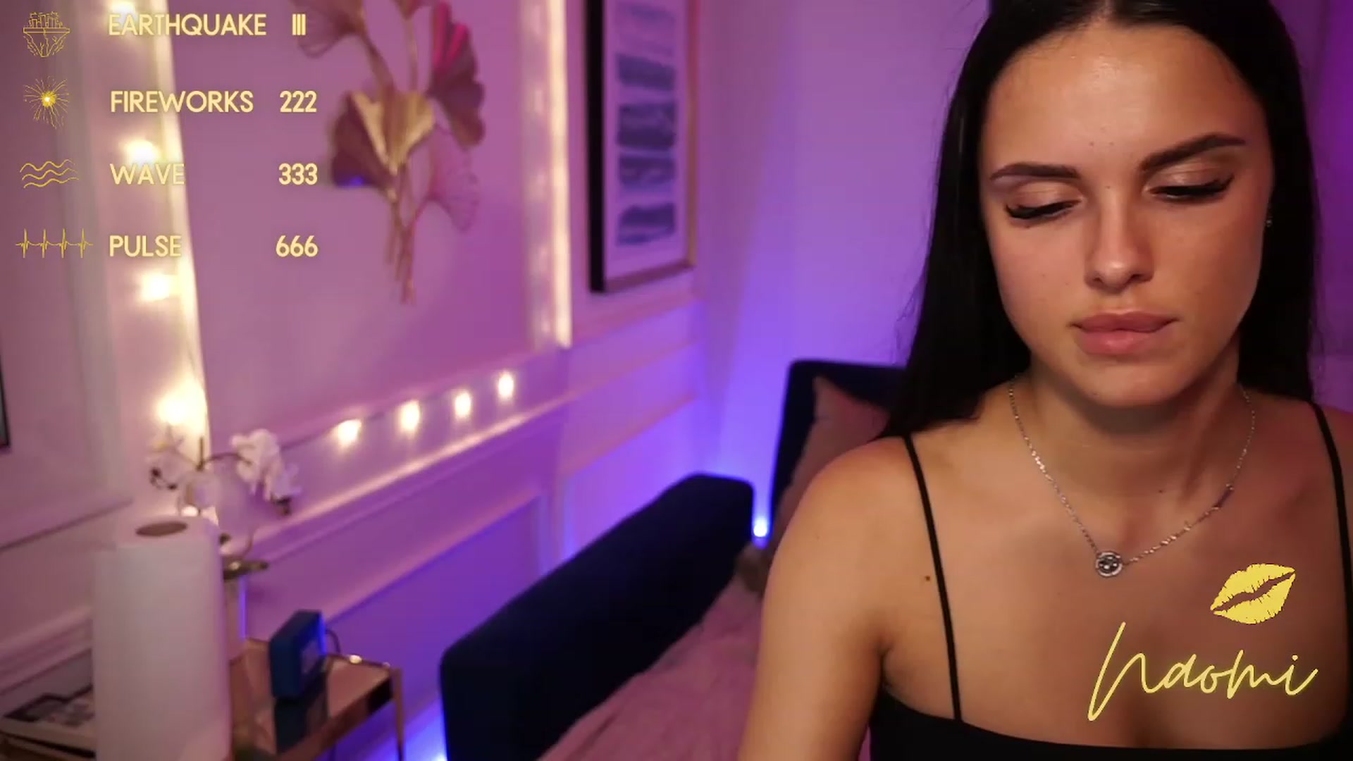 Gallery image thumbnail from cinnabellee's myfreecams stream on, 09/19/2023, 18:36 image 11 of 20