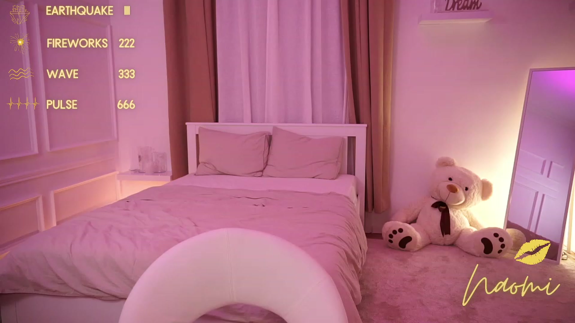 Gallery image thumbnail from cinnabellee's myfreecams stream on, 10/01/2023, 21:21 image 18 of 20