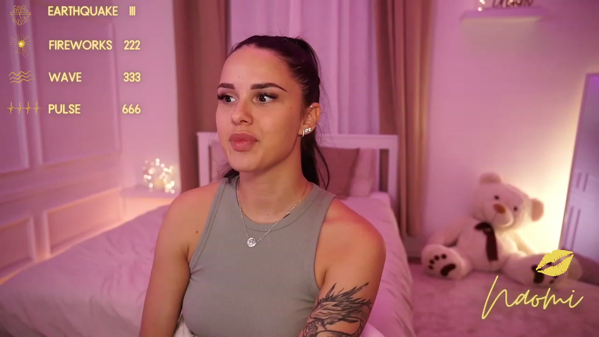 Gallery image thumbnail from cinnabellee's myfreecams stream on, 10/03/2023, 19:14 image 16 of 20
