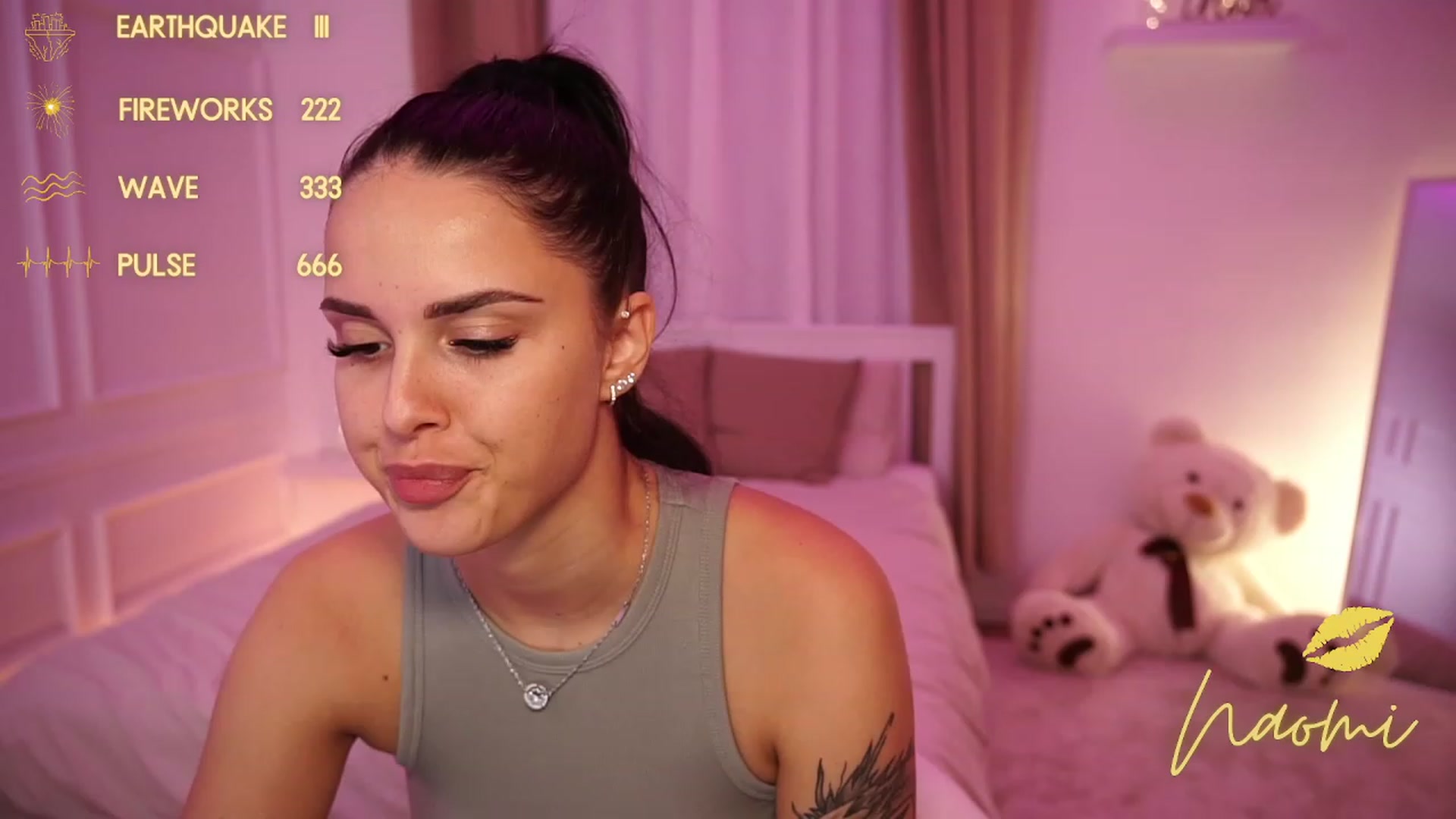 Gallery image thumbnail from cinnabellee's myfreecams stream on, 10/03/2023, 19:14 image 8 of 20