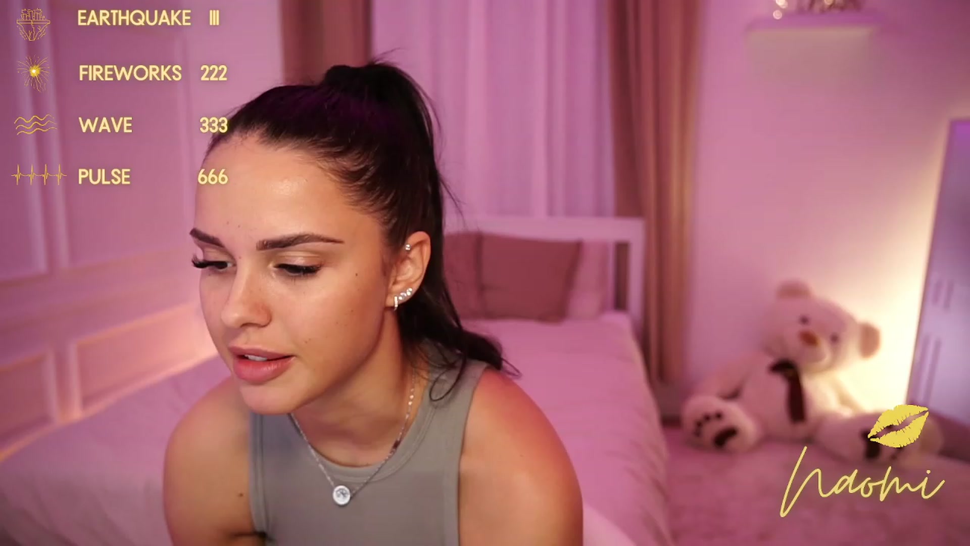 Gallery image thumbnail from cinnabellee's myfreecams stream on, 10/03/2023, 19:14 image 18 of 20