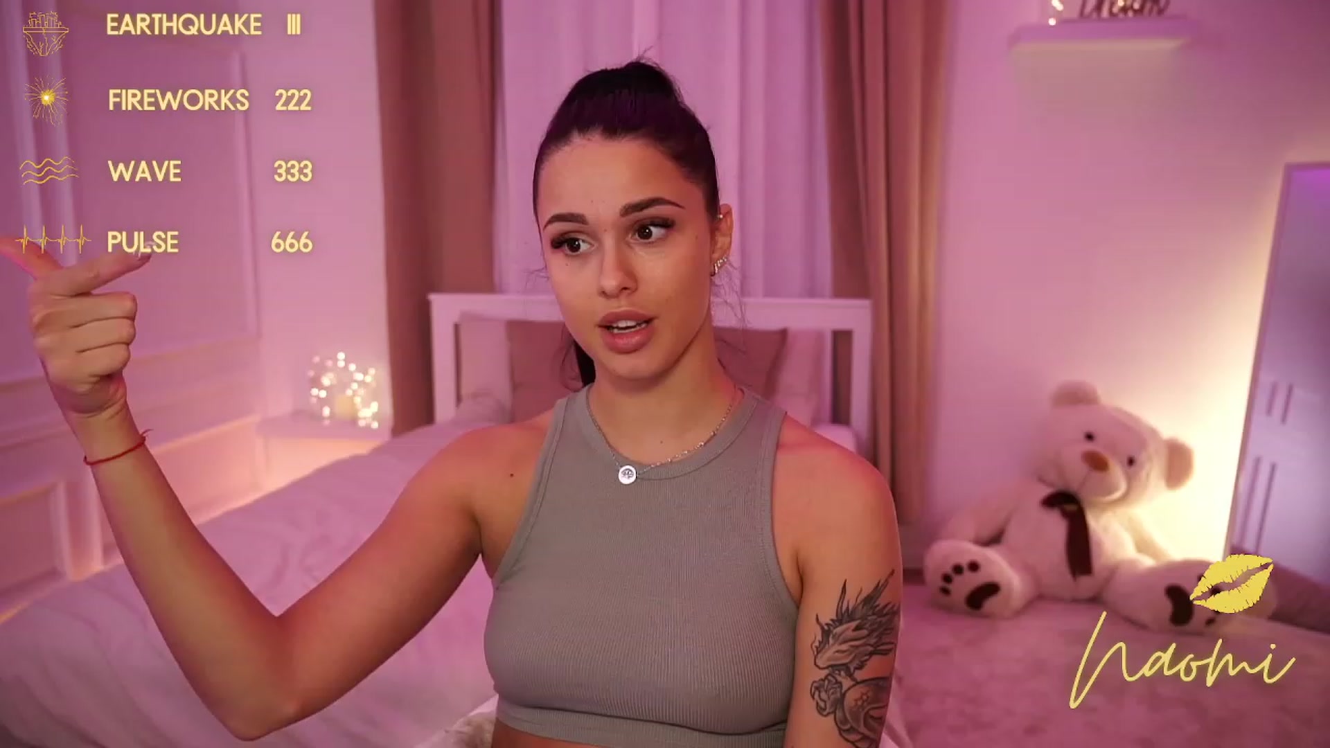 Gallery image thumbnail from cinnabellee's myfreecams stream on, 10/03/2023, 19:14 image 7 of 20