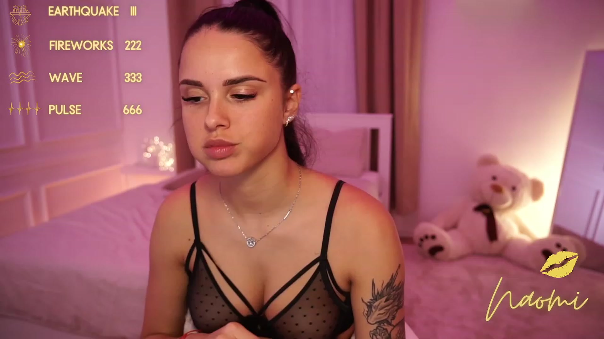 Gallery image thumbnail from cinnabellee's myfreecams stream on, 10/05/2023, 20:46 image 8 of 20